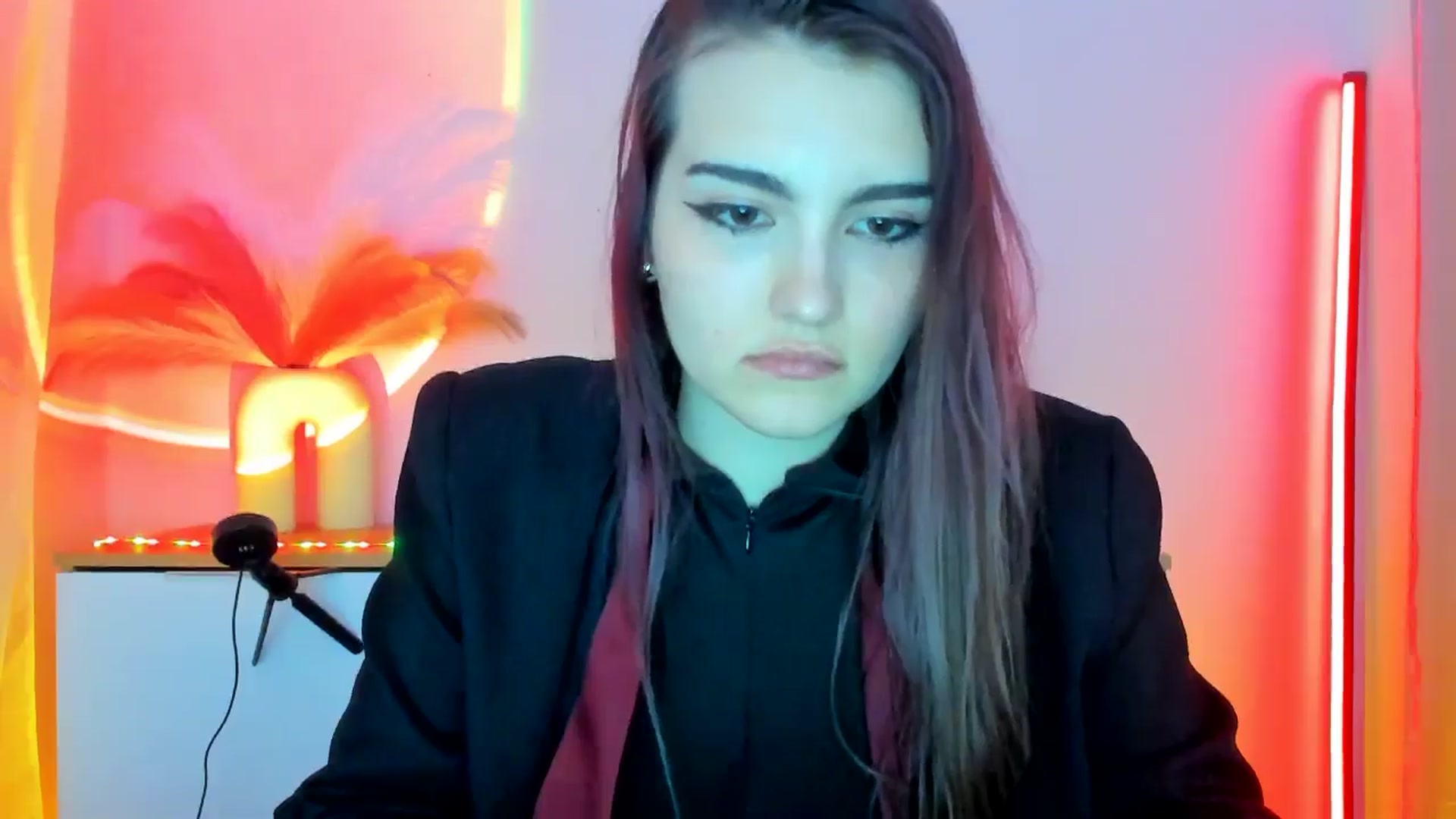Gallery image thumbnail from JenyStone's myfreecams stream on, 03/11/2025, 12:53 image 9 of 20