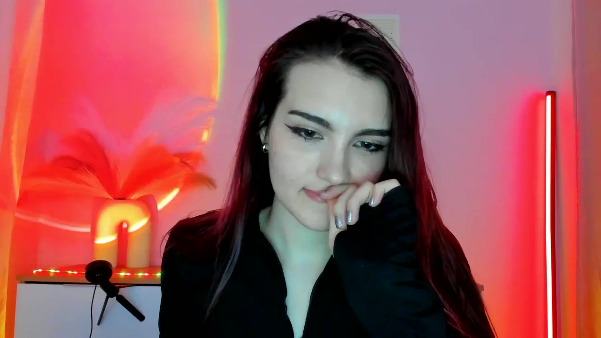 Gallery image thumbnail from JenyStone's myfreecams stream on, 03/11/2025, 14:49 image 17 of 20