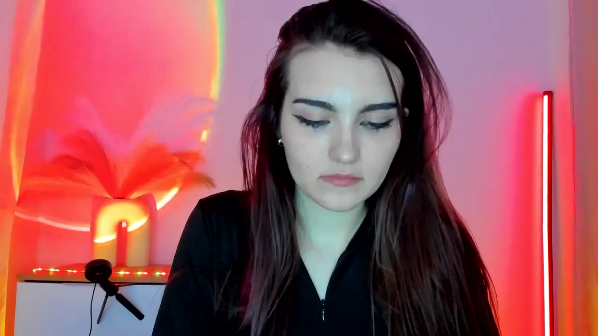 Gallery image thumbnail from JenyStone's myfreecams stream on, 03/11/2025, 14:49 image 11 of 20