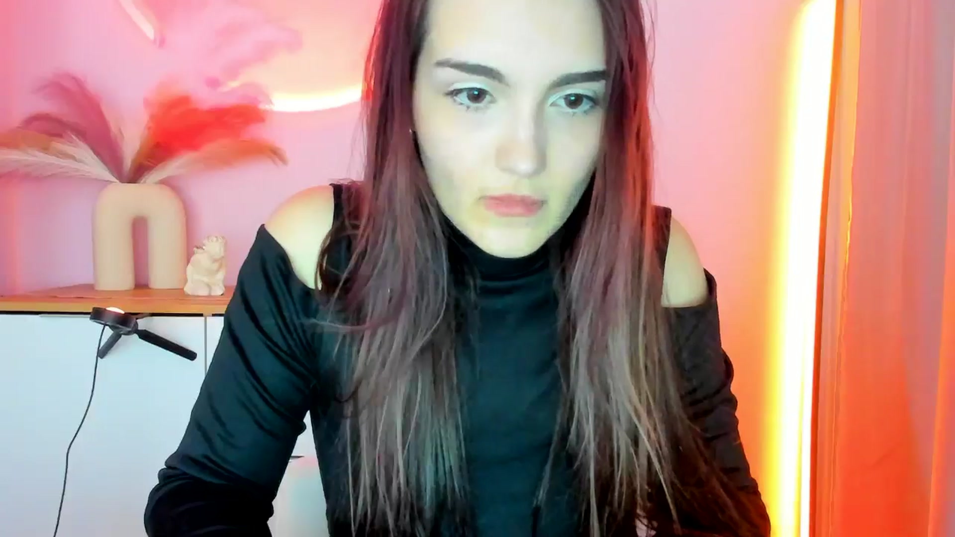 Gallery image thumbnail from JenyStone's myfreecams stream on, 03/12/2025, 11:50 image 5 of 20