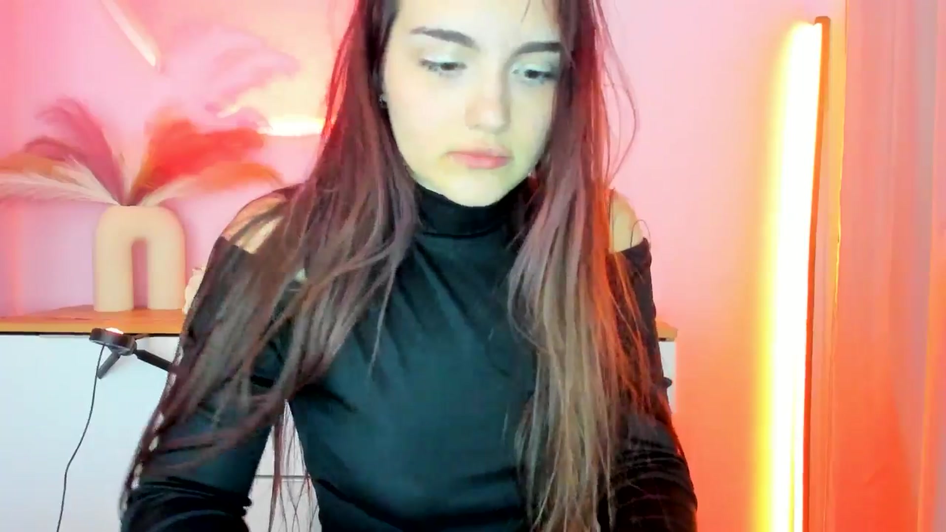 Gallery image thumbnail from JenyStone's myfreecams stream on, 03/12/2025, 12:55 image 3 of 20