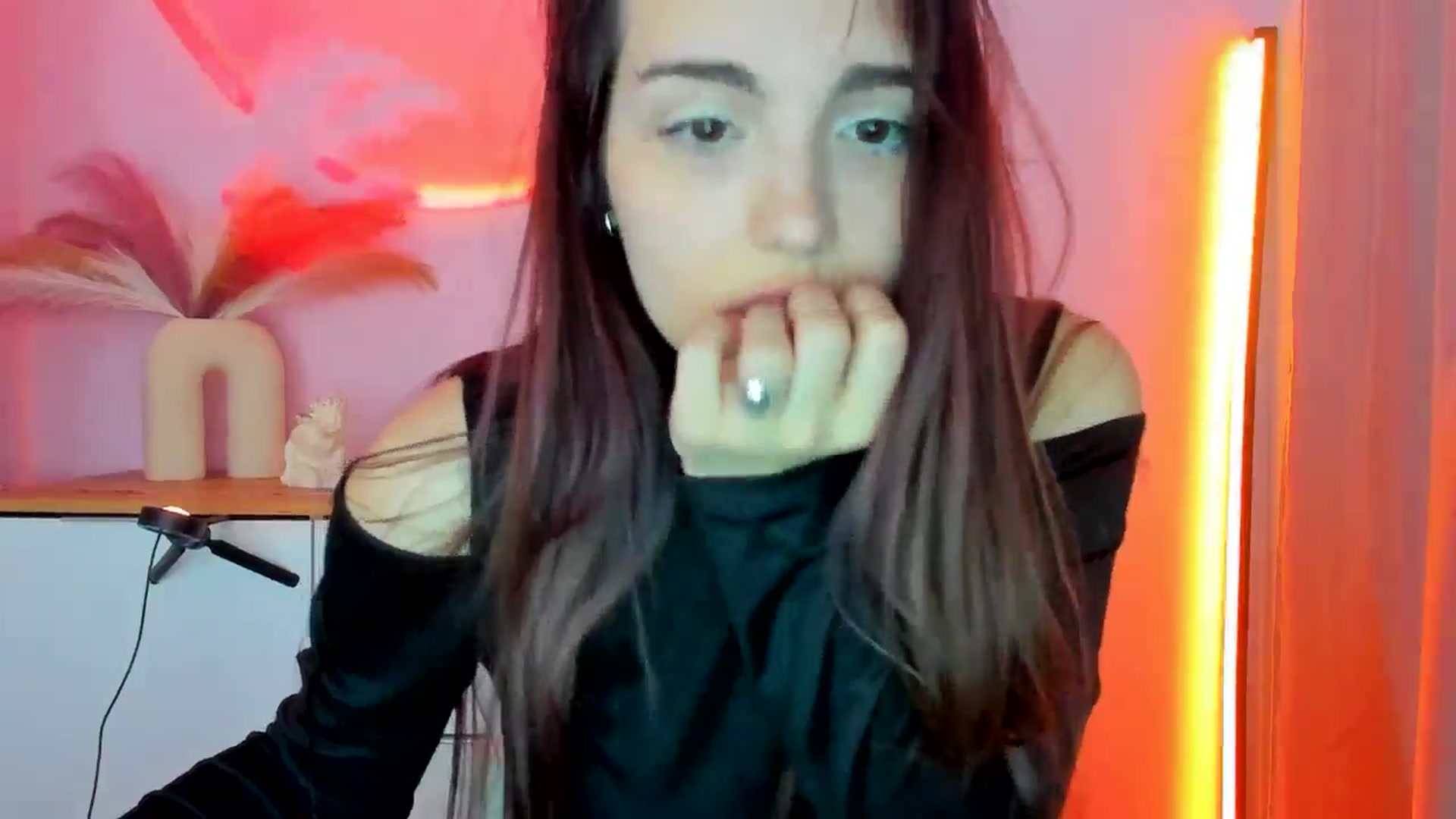 Gallery image thumbnail from JenyStone's myfreecams stream on, 03/12/2025, 12:55 image 4 of 20