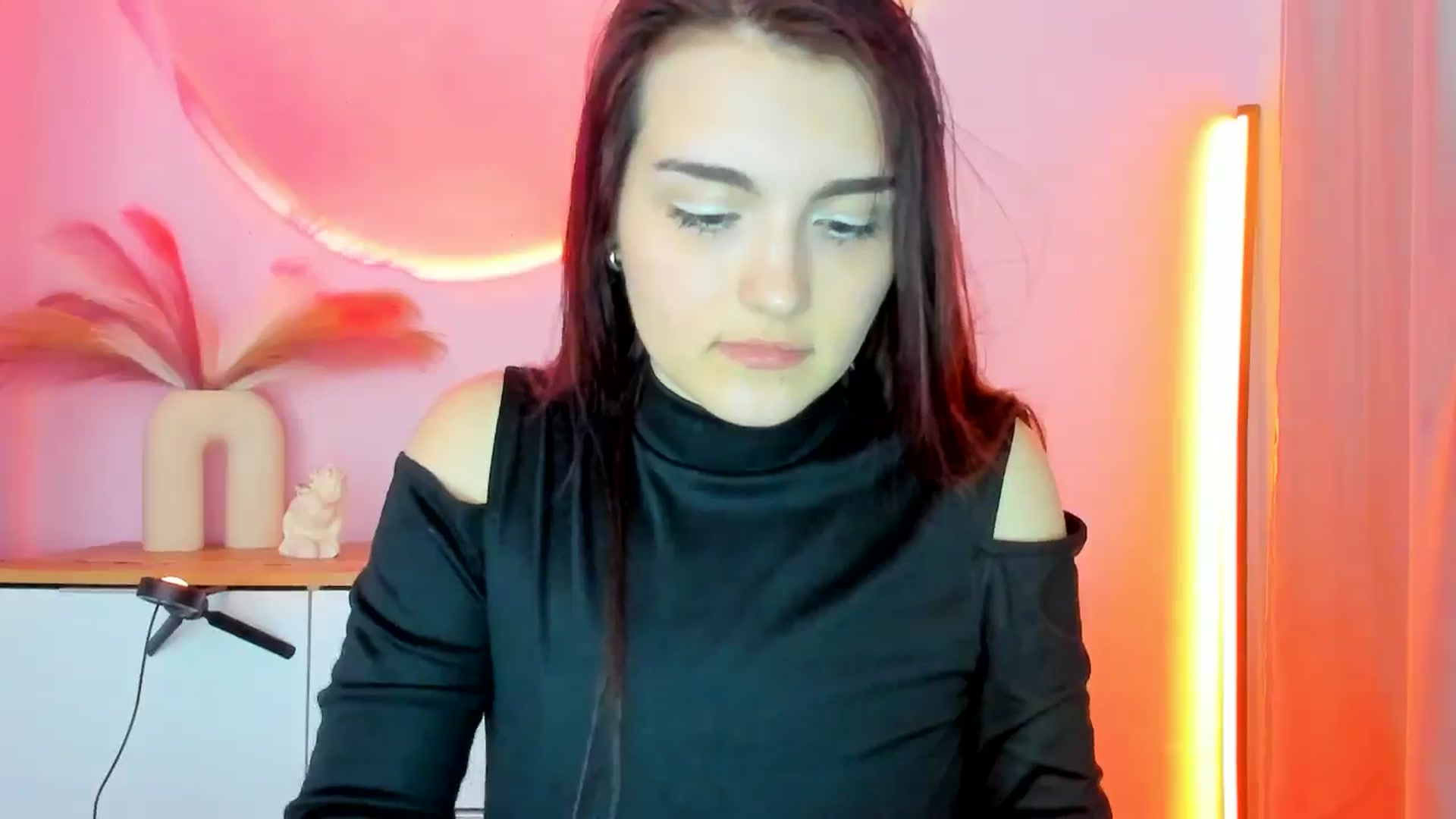 Gallery image thumbnail from JenyStone's myfreecams stream on, 03/12/2025, 14:13 image 20 of 20