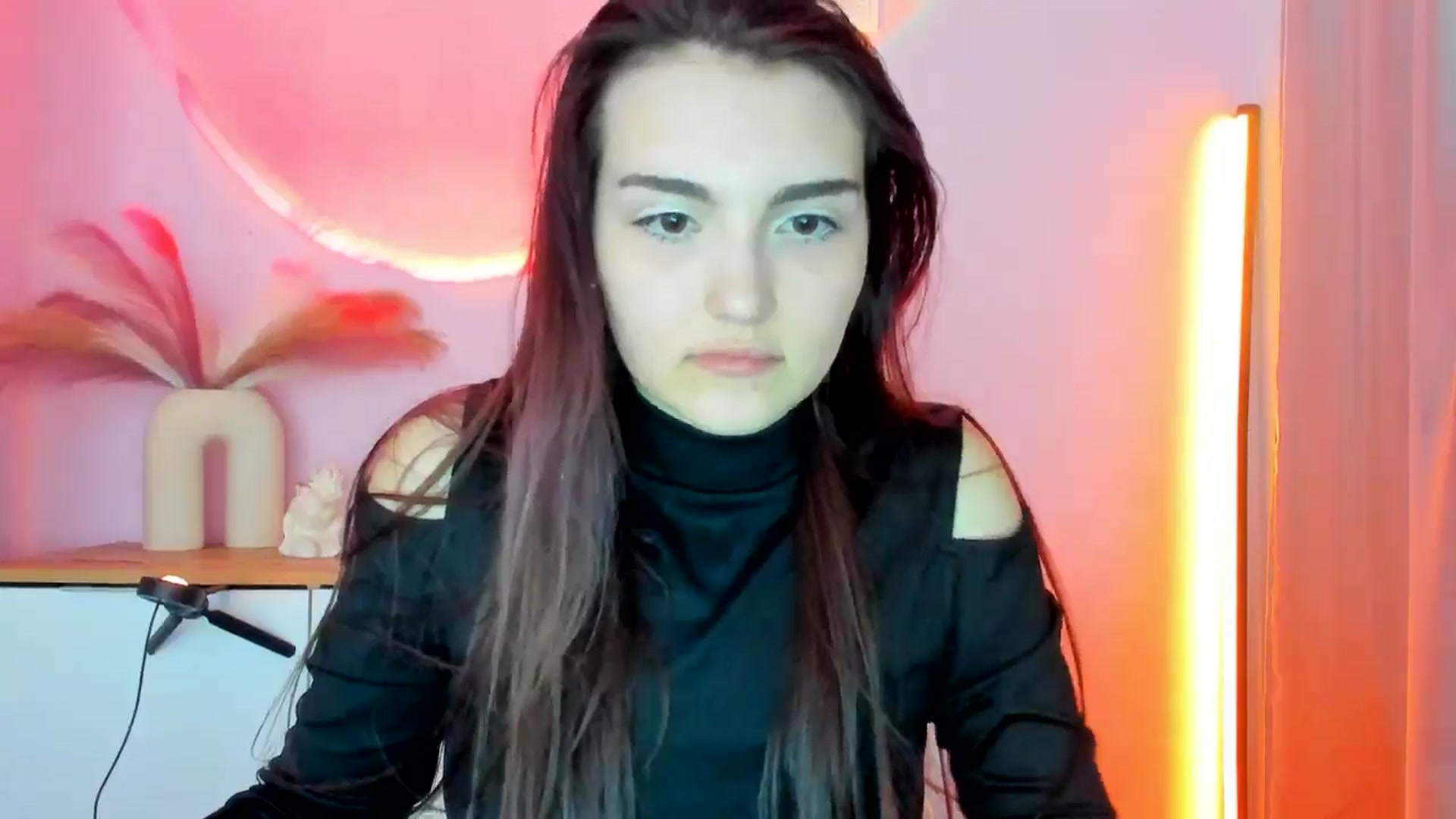 Gallery image thumbnail from JenyStone's myfreecams stream on, 03/12/2025, 15:01 image 11 of 20