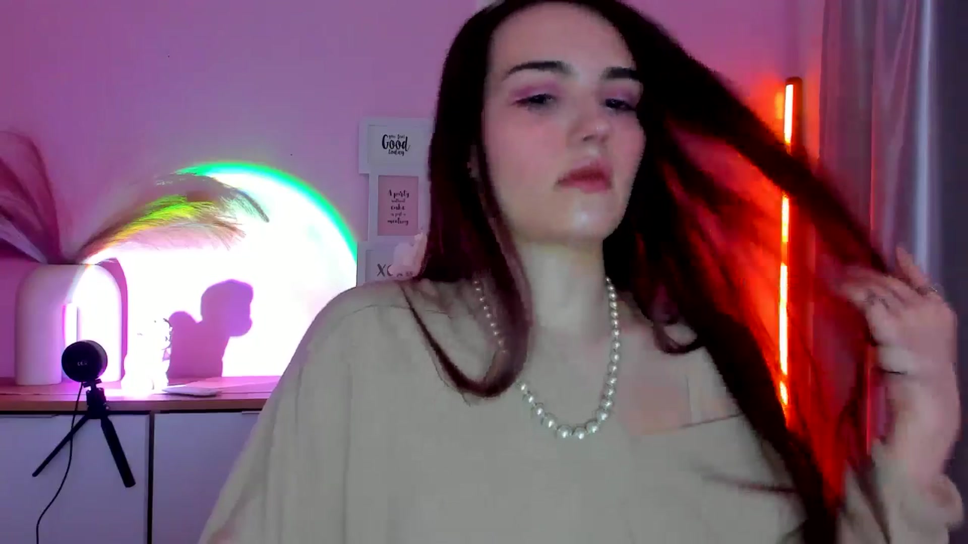 Gallery image thumbnail from JenyStone's myfreecams stream on, 03/14/2025, 10:22 image 16 of 20