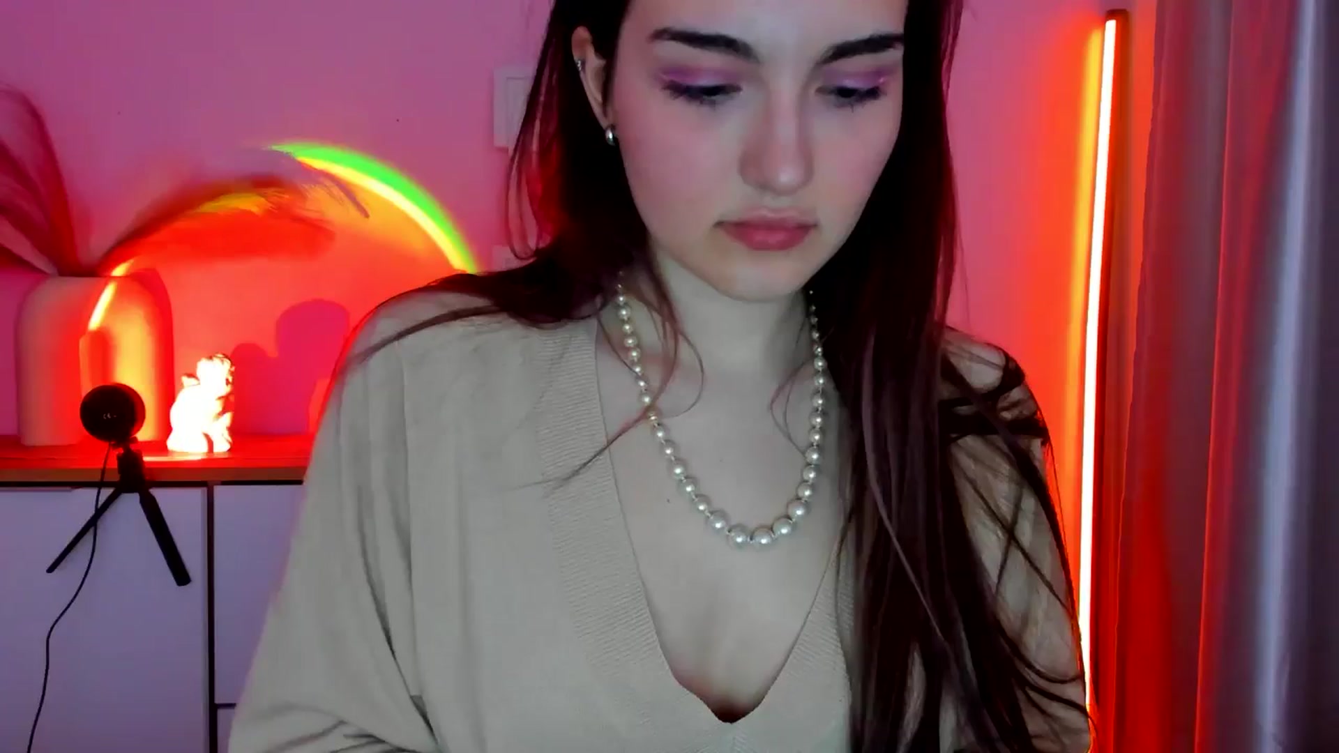 Gallery image thumbnail from JenyStone's myfreecams stream on, 03/14/2025, 12:57 image 3 of 20