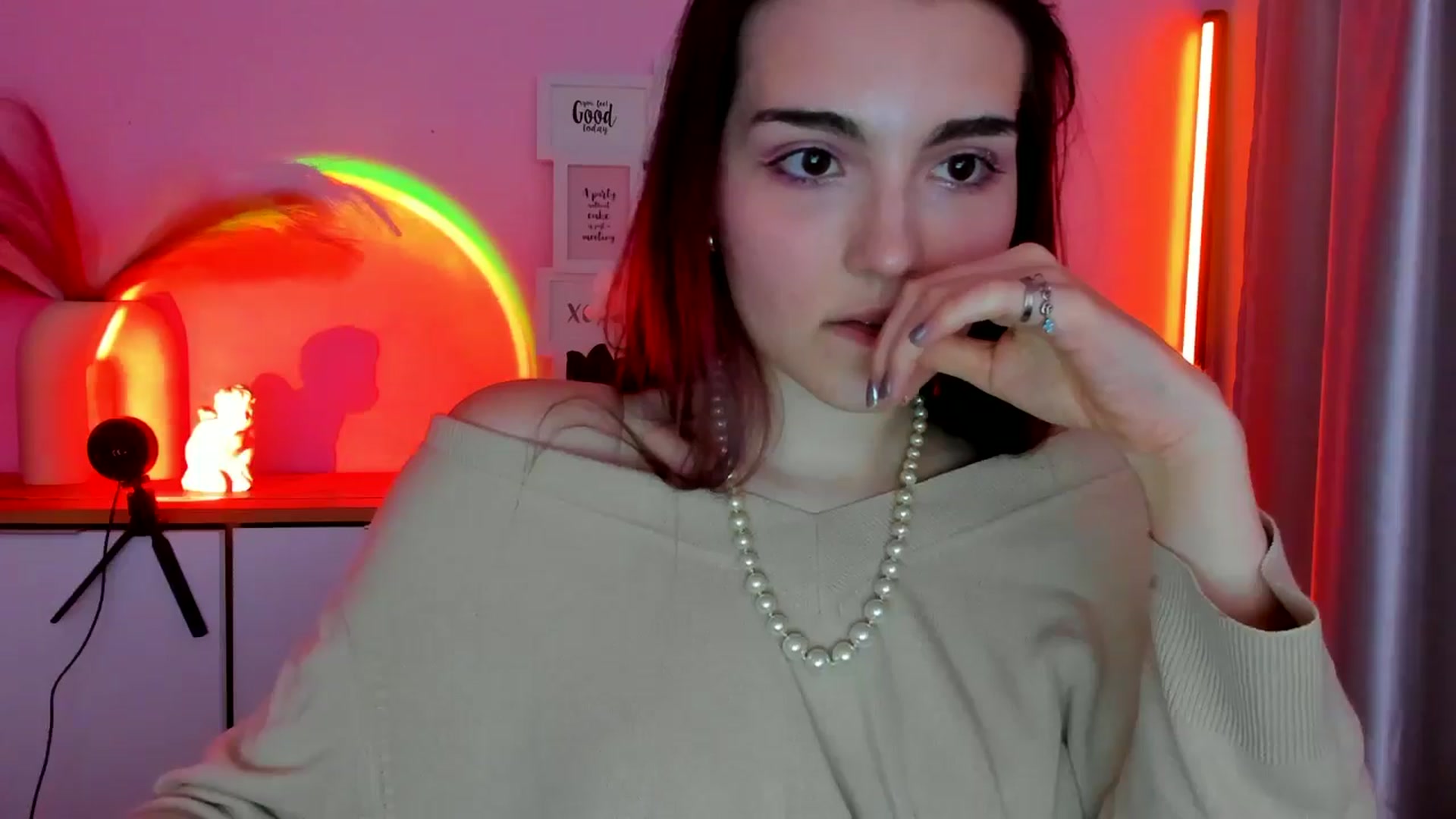 Gallery image thumbnail from JenyStone's myfreecams stream on, 03/14/2025, 12:57 image 14 of 20