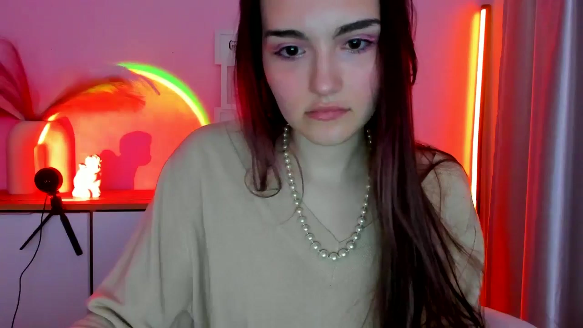 Gallery image thumbnail from JenyStone's myfreecams stream on, 03/14/2025, 12:57 image 17 of 20