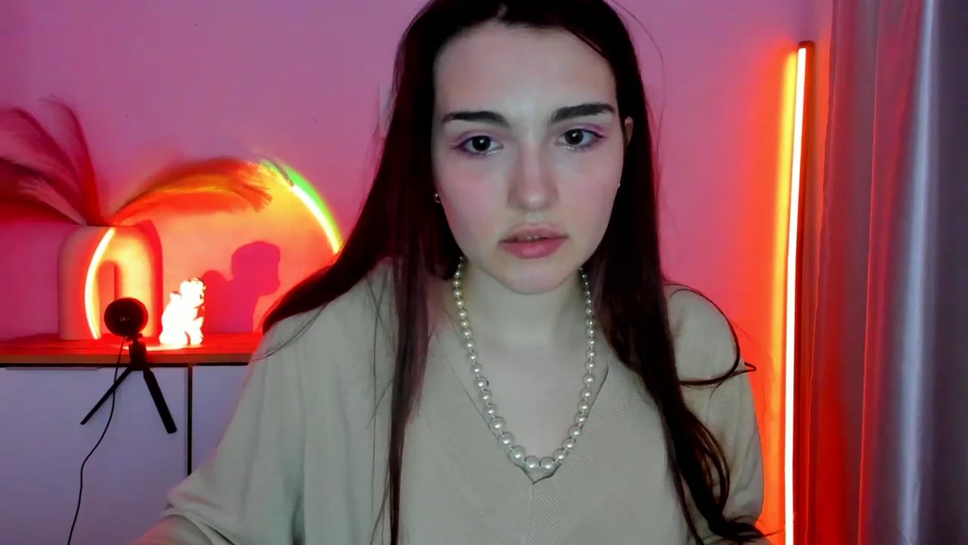 Gallery image thumbnail from JenyStone's myfreecams stream on, 03/14/2025, 13:56 image 19 of 20