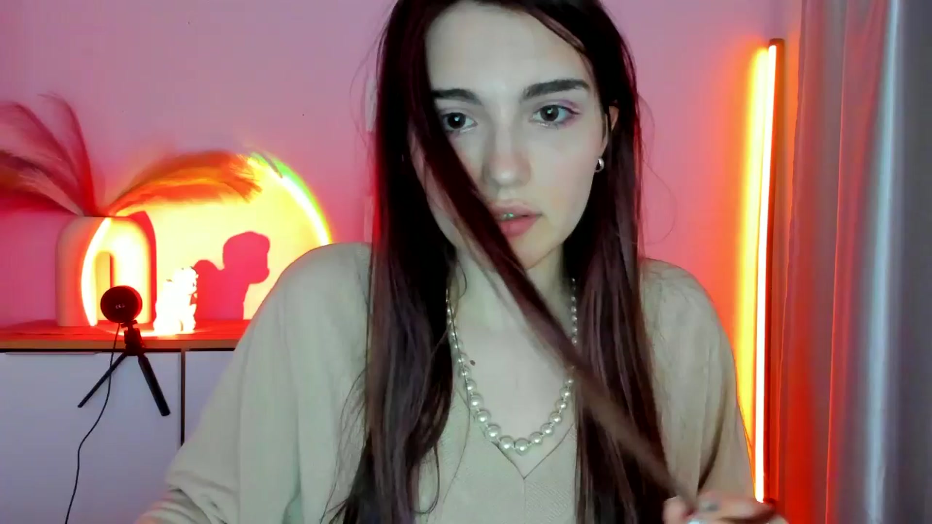 Gallery image thumbnail from JenyStone's myfreecams stream on, 03/14/2025, 13:56 image 13 of 20