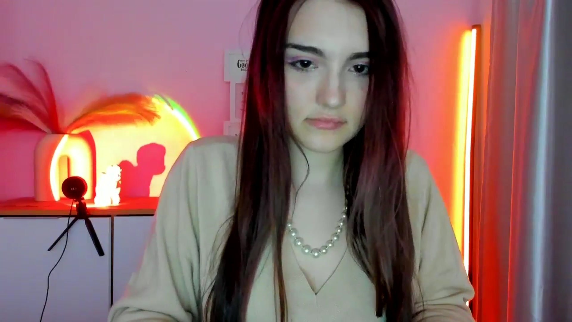 Gallery image thumbnail from JenyStone's myfreecams stream on, 03/14/2025, 13:56 image 5 of 20