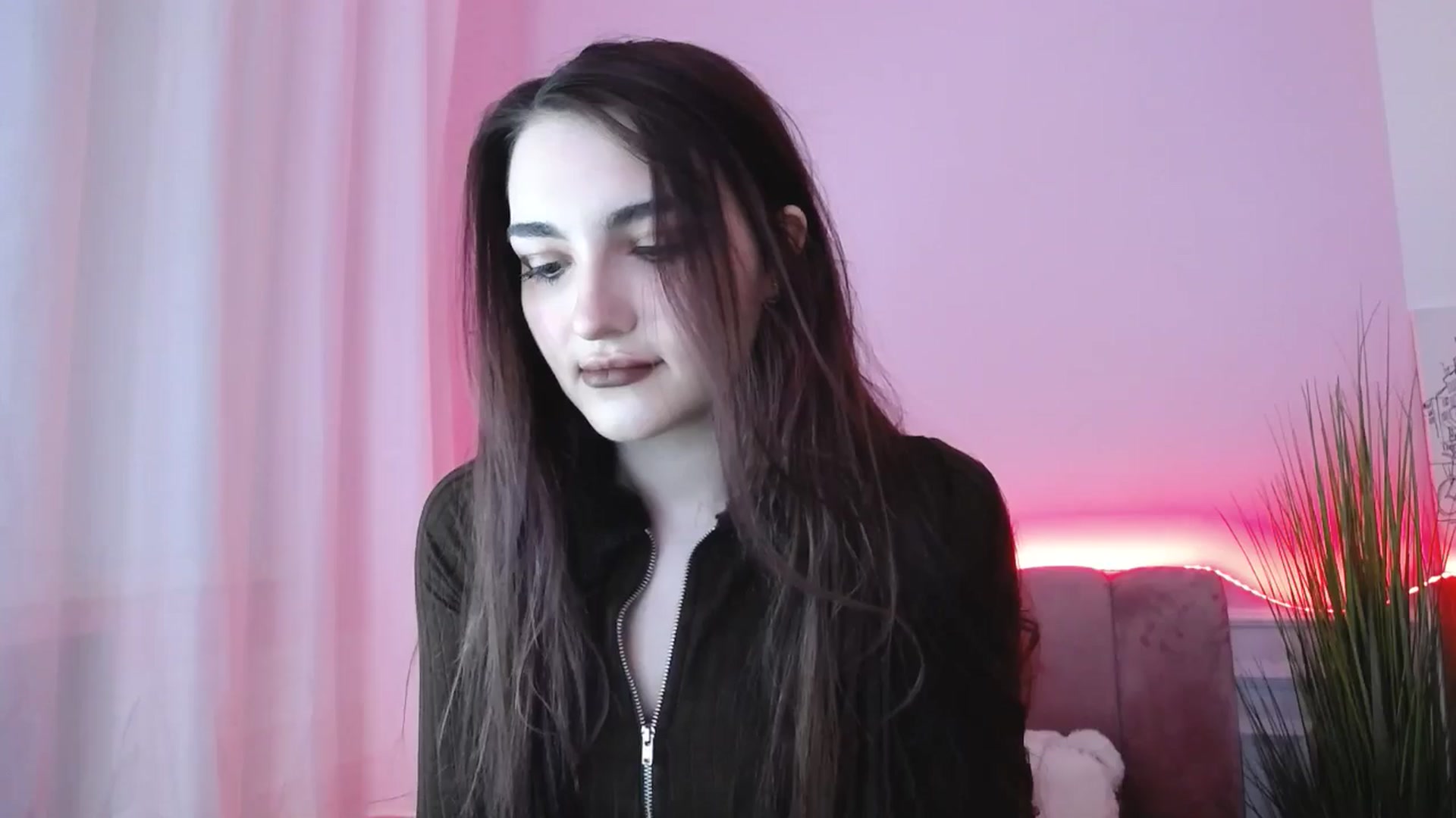 Gallery image thumbnail from JenyStone's myfreecams stream on, 03/16/2025, 11:00 image 3 of 20