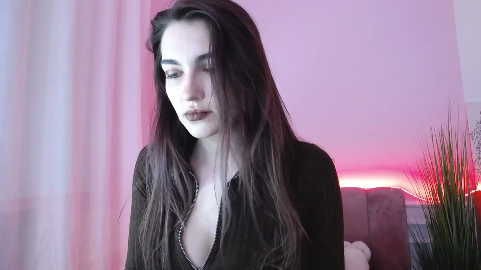 Gallery image thumbnail from JenyStone's myfreecams stream on, 03/16/2025, 11:00 image 15 of 20
