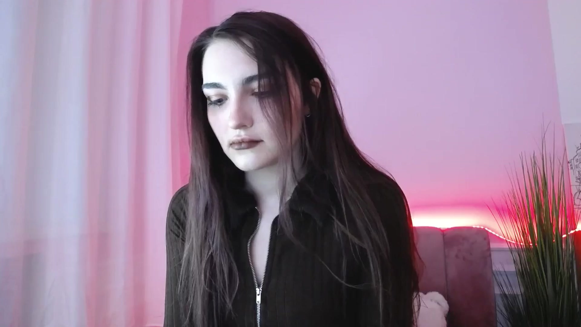 Gallery image thumbnail from JenyStone's myfreecams stream on, 03/16/2025, 11:00 image 7 of 20