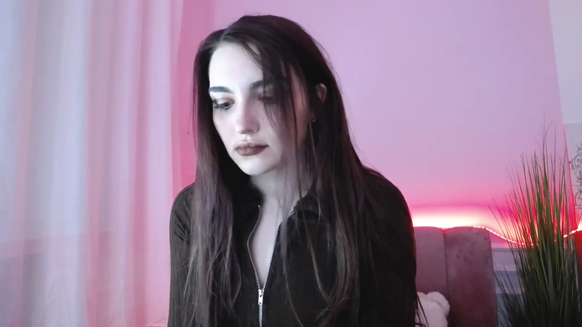 Gallery image thumbnail from JenyStone's myfreecams stream on, 03/16/2025, 11:00 image 9 of 20