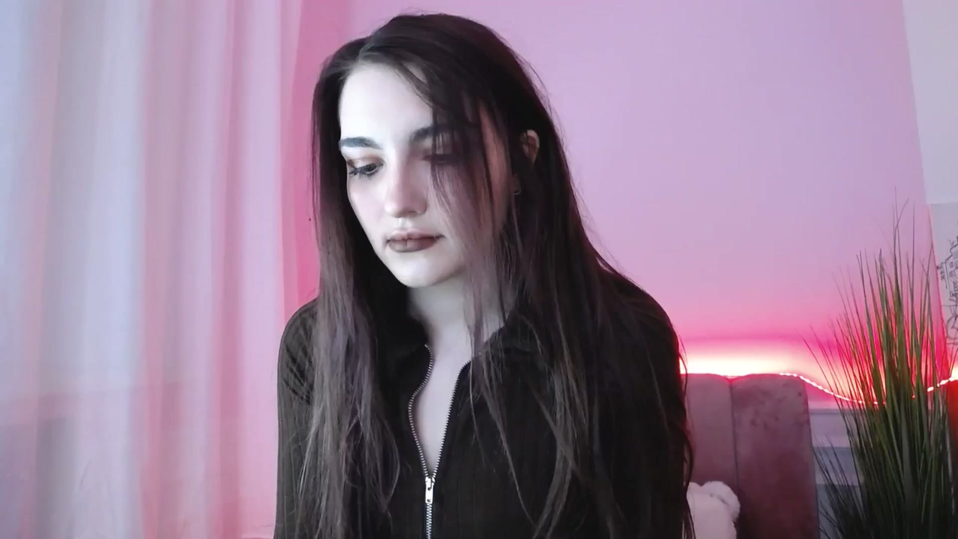 Gallery image thumbnail from JenyStone's myfreecams stream on, 03/16/2025, 11:00 image 8 of 20