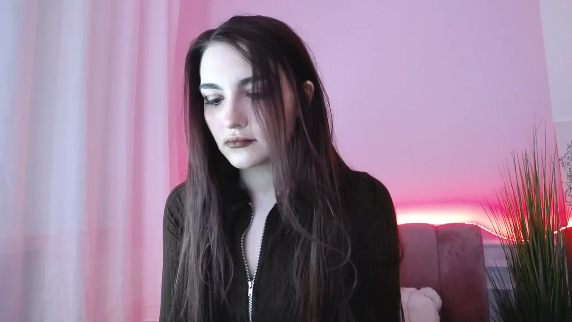 Gallery image thumbnail from JenyStone's myfreecams stream on, 03/16/2025, 11:00 image 6 of 20