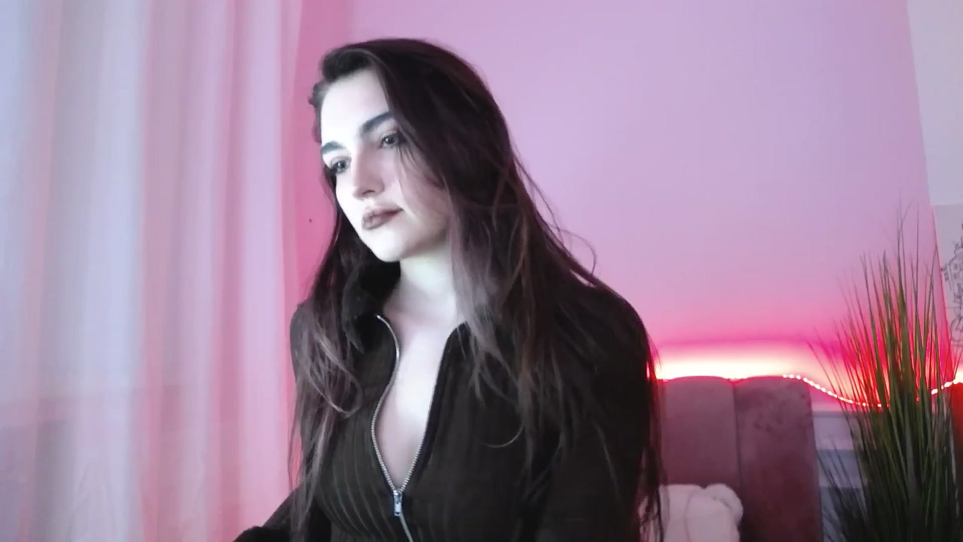 Gallery image thumbnail from JenyStone's myfreecams stream on, 03/16/2025, 11:00 image 13 of 20