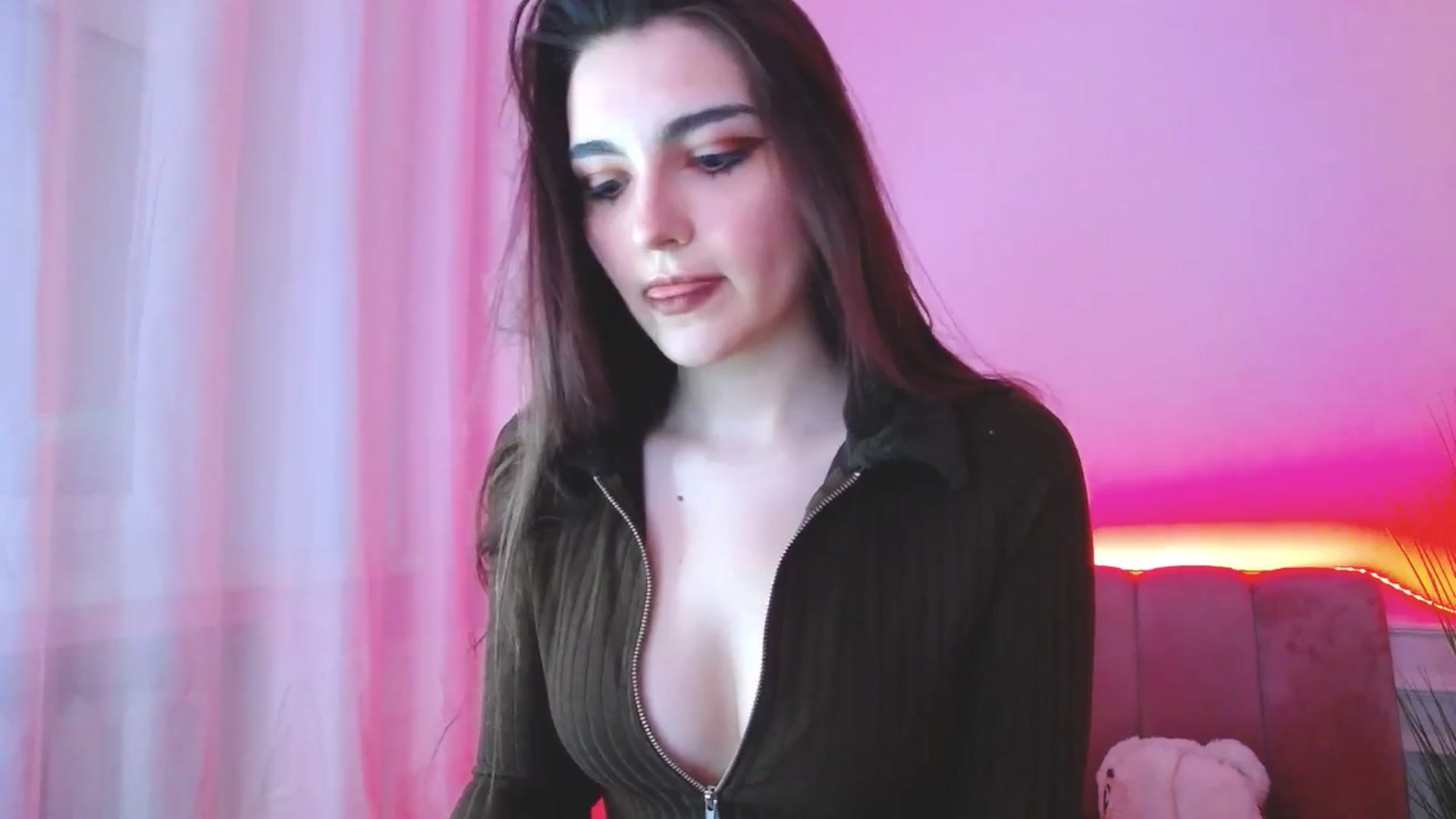 Gallery image thumbnail from JenyStone's myfreecams stream on, 03/16/2025, 12:27 image 20 of 20