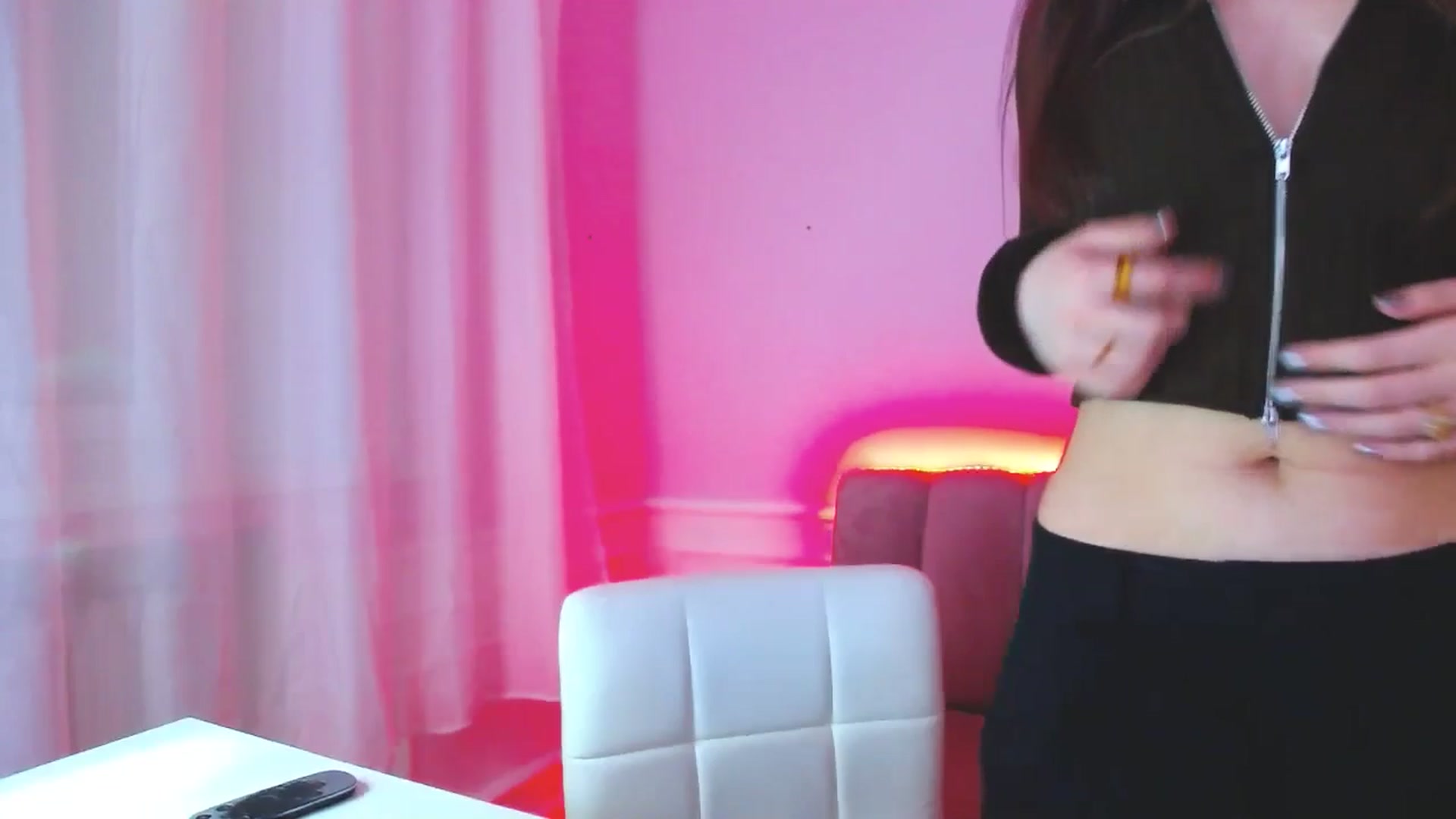 Gallery image thumbnail from JenyStone's myfreecams stream on, 03/16/2025, 13:30 image 5 of 20