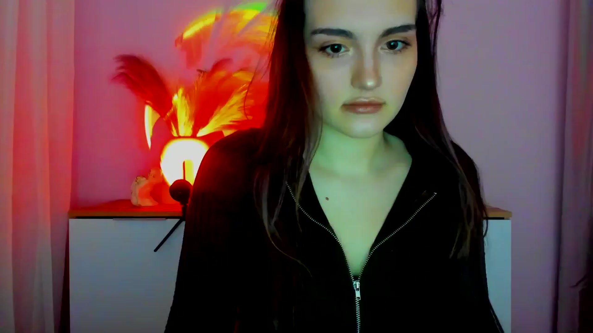 Gallery image thumbnail from JenyStone's myfreecams stream on, 03/17/2025, 13:47 image 13 of 20