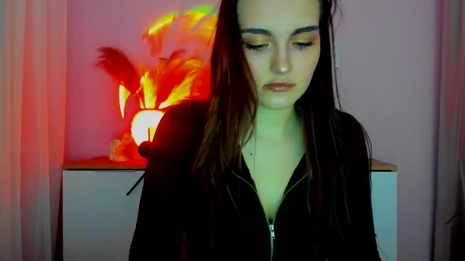 Gallery image thumbnail from JenyStone's myfreecams stream on, 03/17/2025, 13:47 image 19 of 20