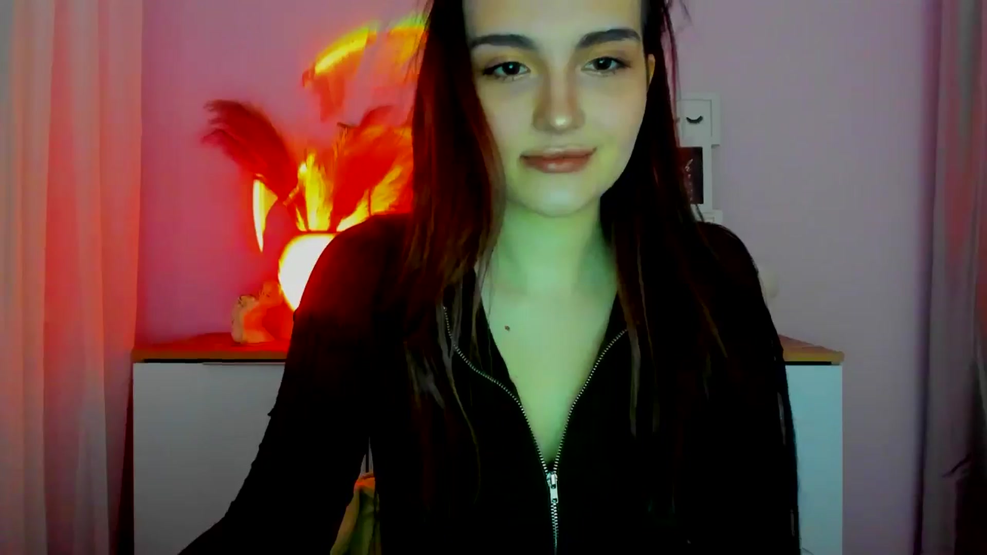 Gallery image thumbnail from JenyStone's myfreecams stream on, 03/17/2025, 13:47 image 17 of 20