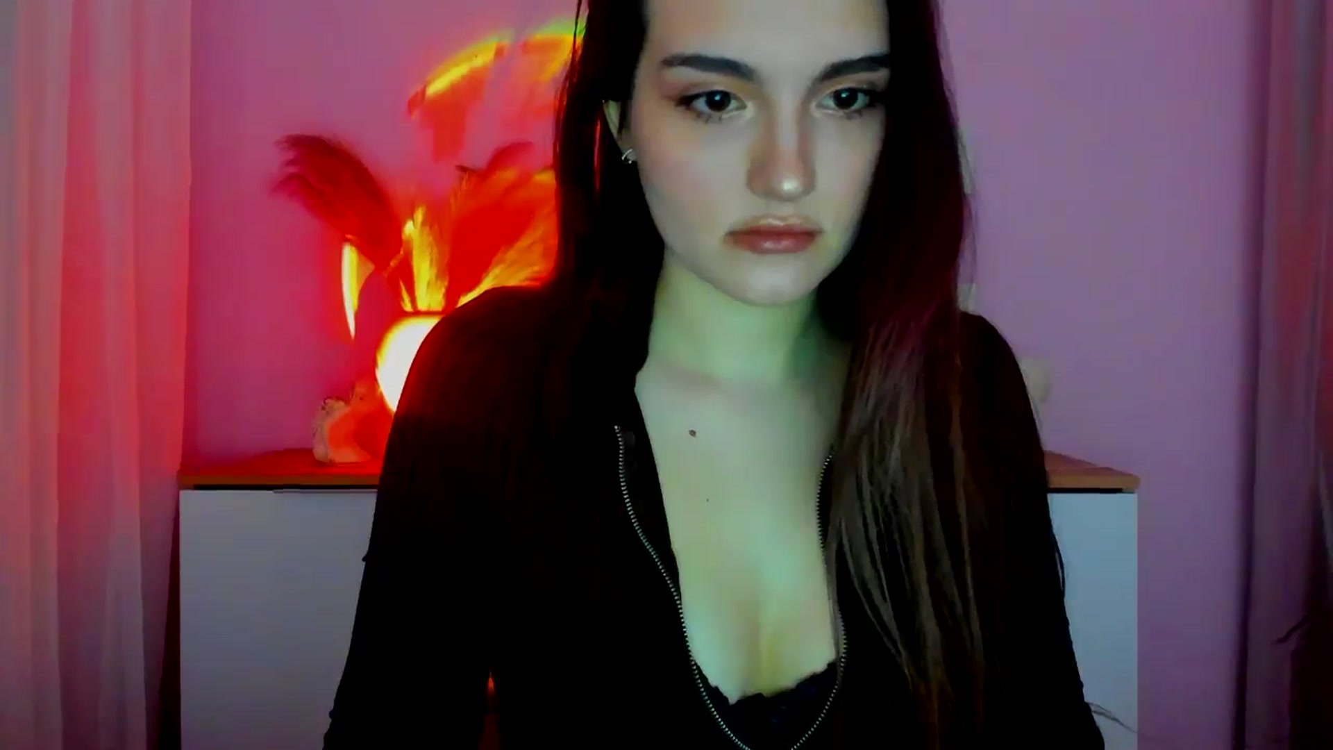 Gallery image thumbnail from JenyStone's myfreecams stream on, 03/17/2025, 14:26 image 6 of 20