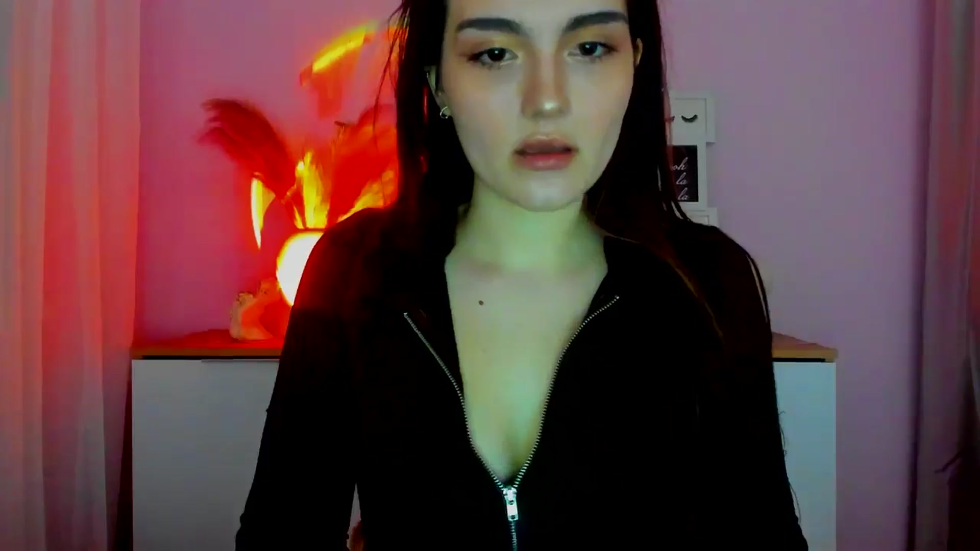 Gallery image thumbnail from JenyStone's myfreecams stream on, 03/17/2025, 14:26 image 16 of 20