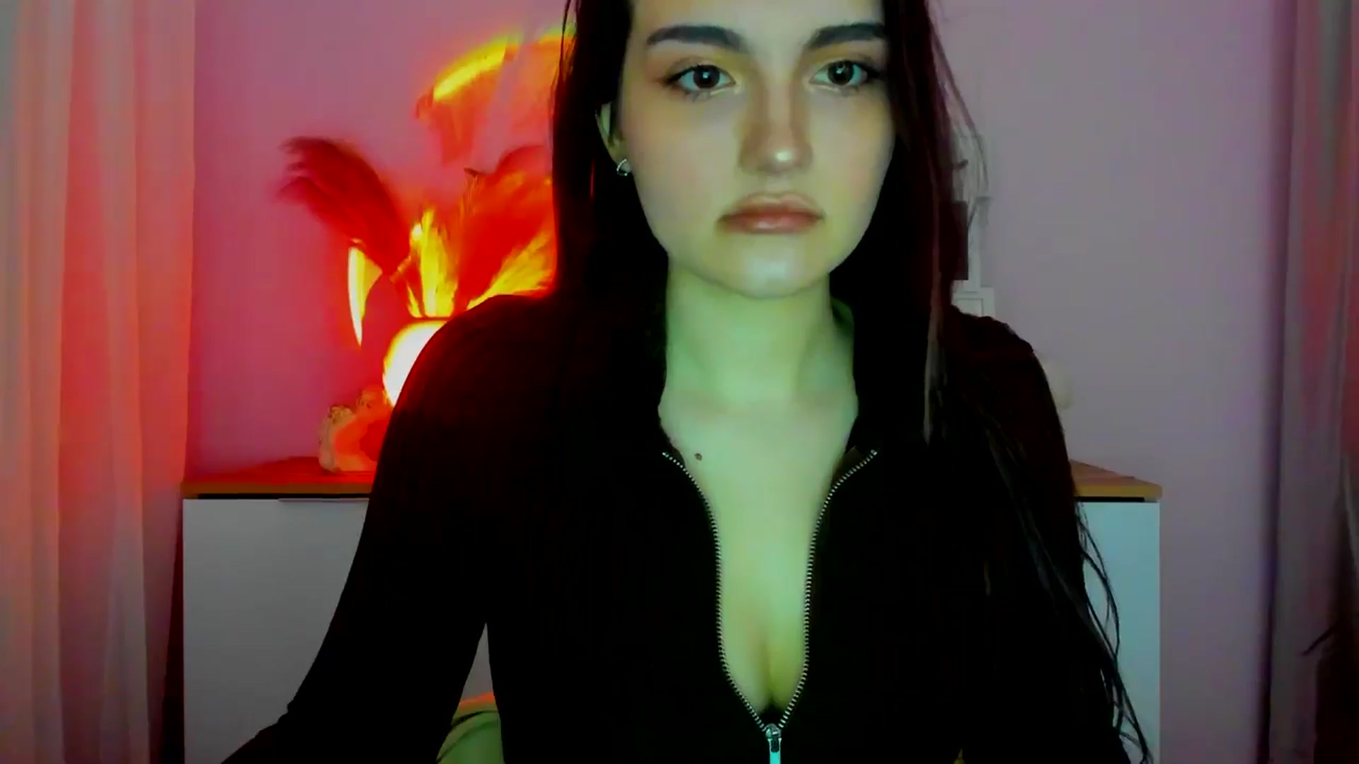 Gallery image thumbnail from JenyStone's myfreecams stream on, 03/17/2025, 14:26 image 8 of 20