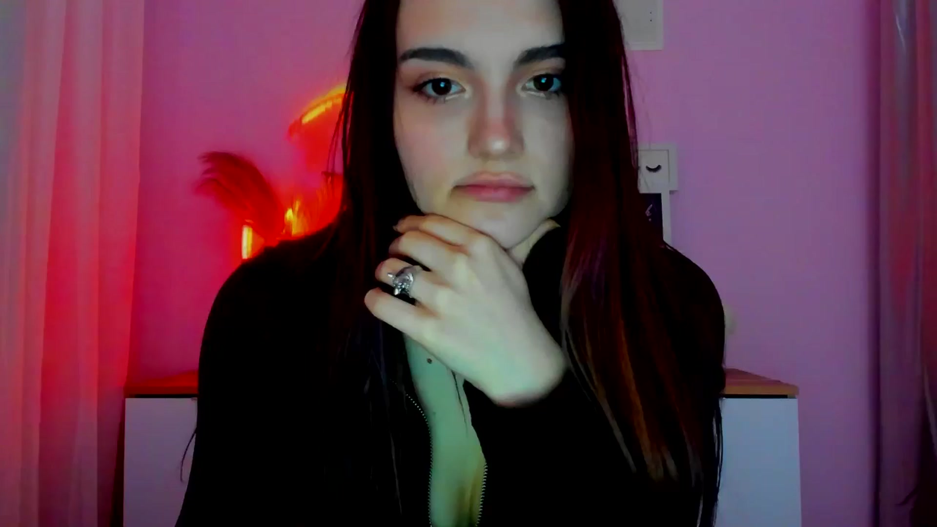 Gallery image thumbnail from JenyStone's myfreecams stream on, 03/17/2025, 15:00 image 4 of 20