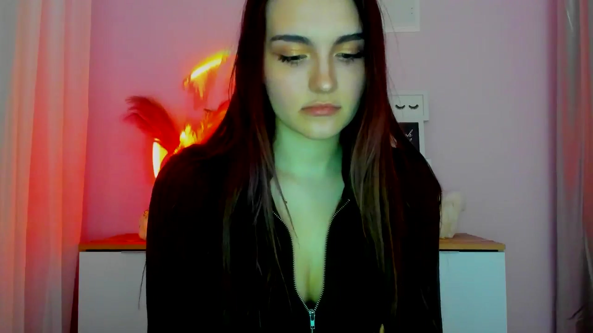 Gallery image thumbnail from JenyStone's myfreecams stream on, 03/17/2025, 15:00 image 3 of 20