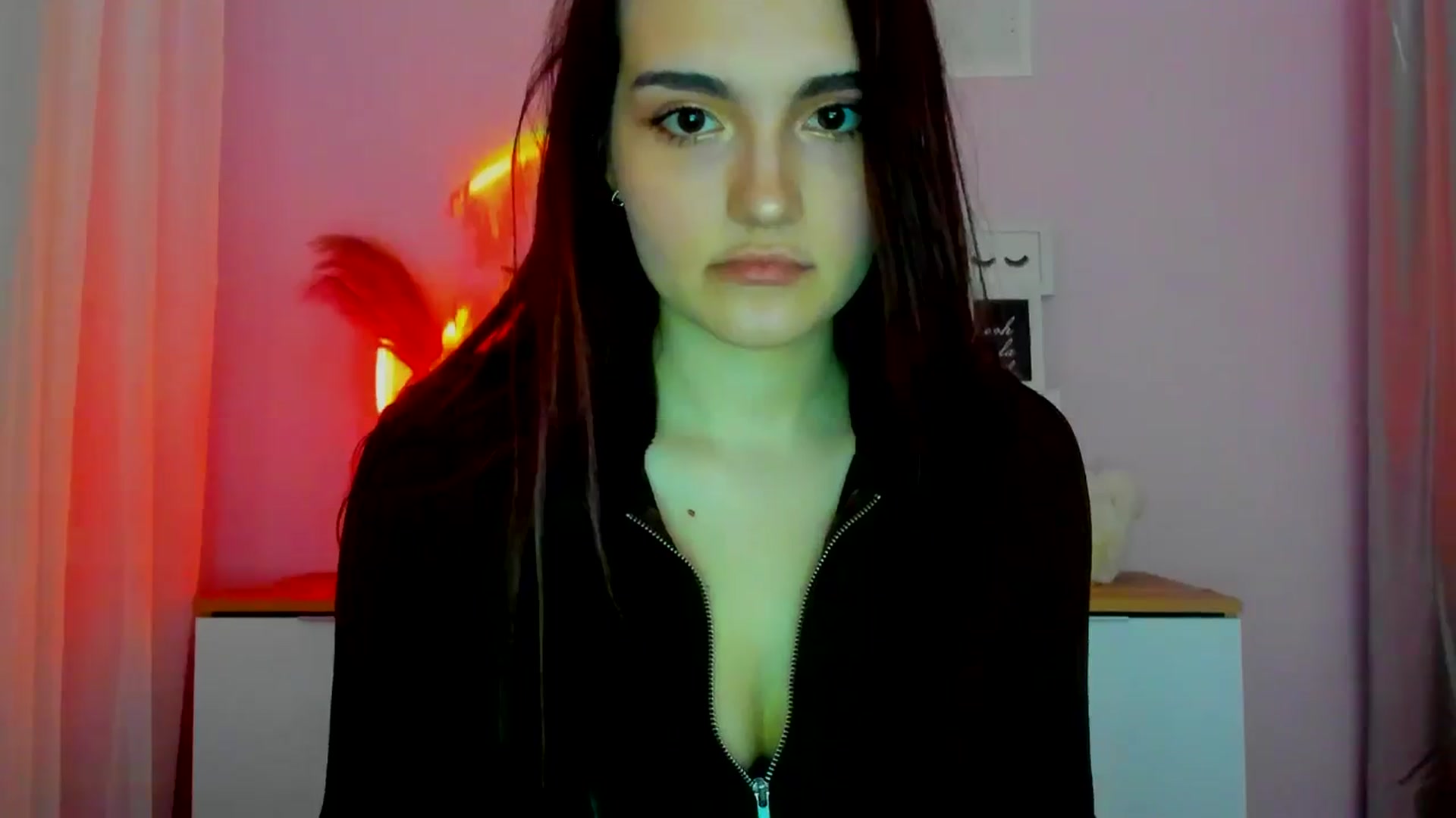 Gallery image thumbnail from JenyStone's myfreecams stream on, 03/17/2025, 15:00 image 10 of 20