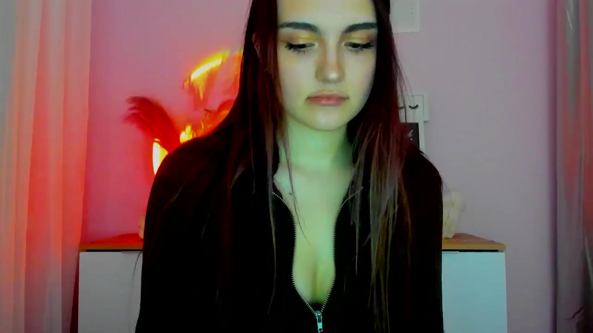 Gallery image thumbnail from JenyStone's myfreecams stream on, 03/17/2025, 15:00 image 19 of 20