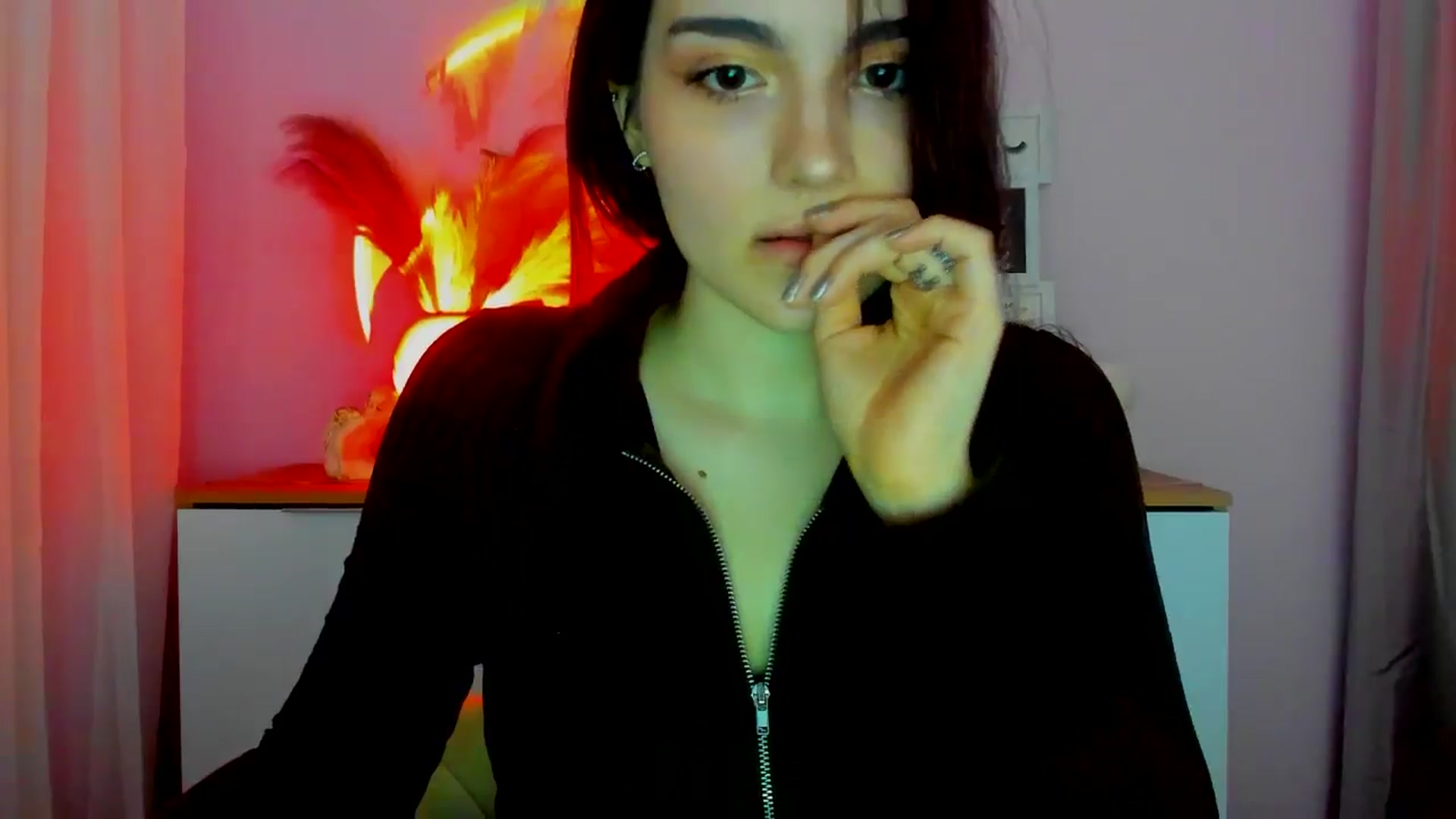 Gallery image thumbnail from JenyStone's myfreecams stream on, 03/17/2025, 16:23 image 6 of 20