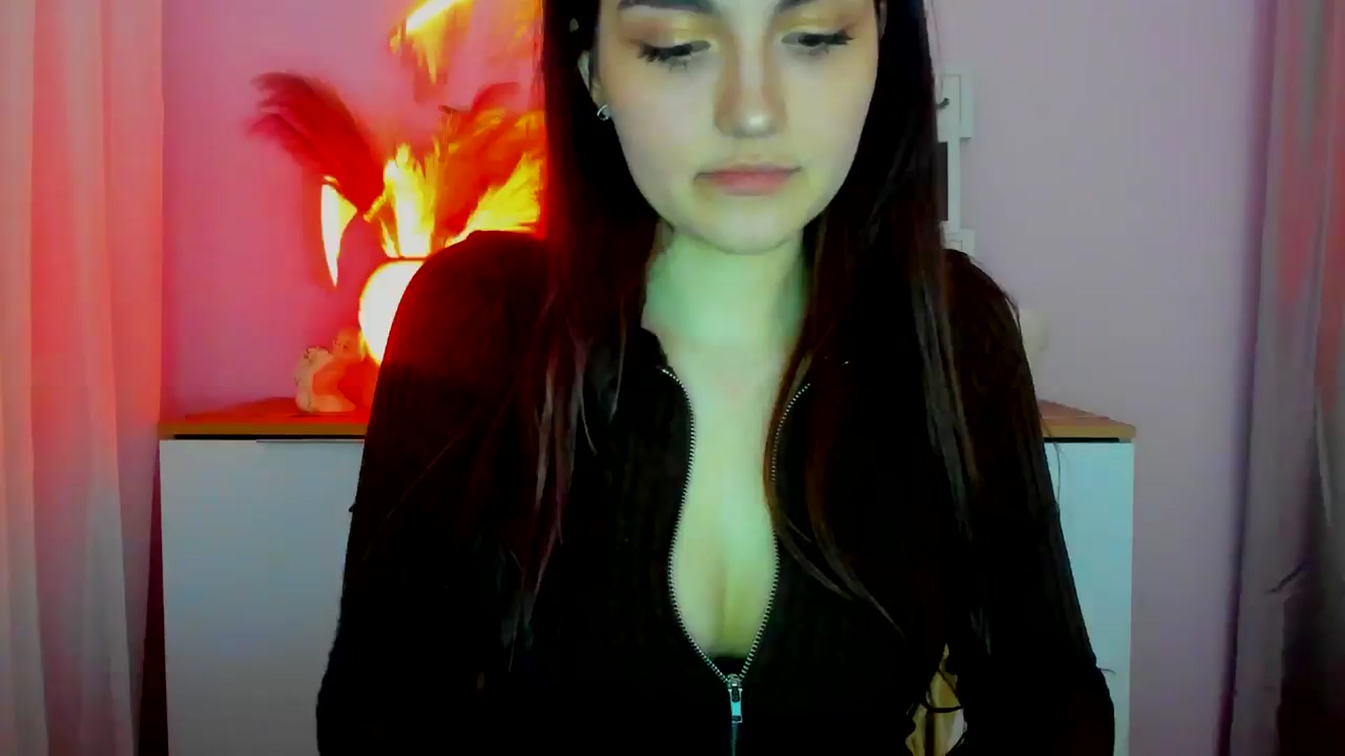 Gallery image thumbnail from JenyStone's myfreecams stream on, 03/17/2025, 16:23 image 15 of 20