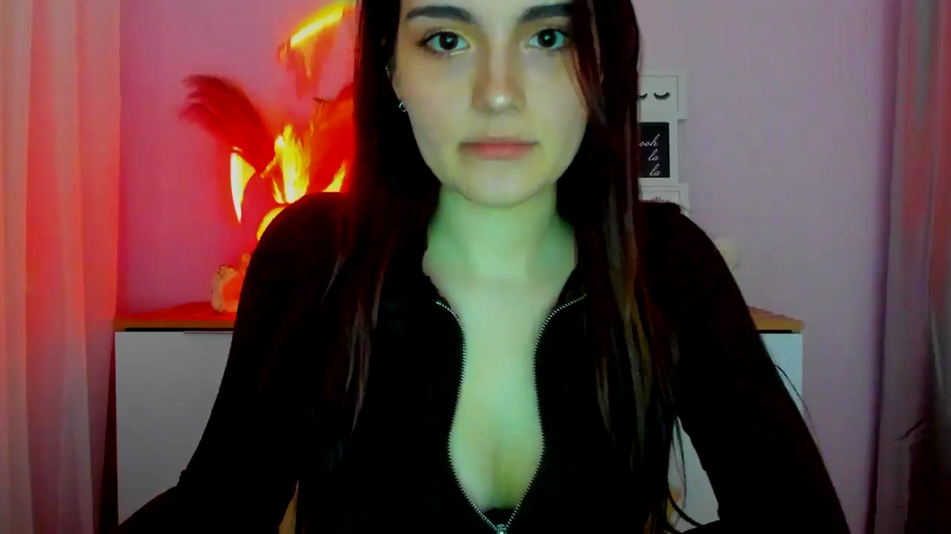 Gallery image thumbnail from JenyStone's myfreecams stream on, 03/17/2025, 16:23 image 14 of 20