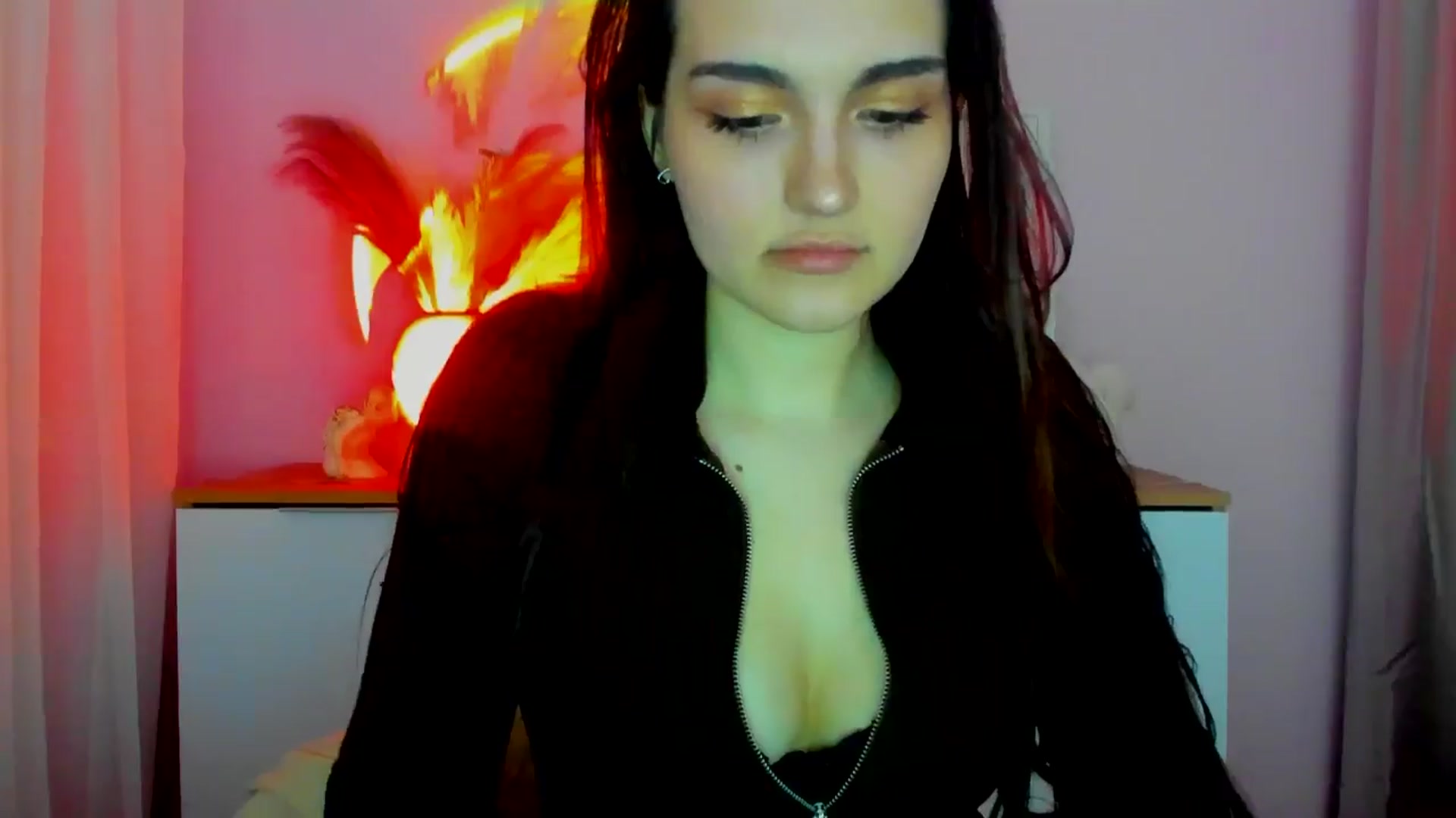 Gallery image thumbnail from JenyStone's myfreecams stream on, 03/17/2025, 16:23 image 4 of 20