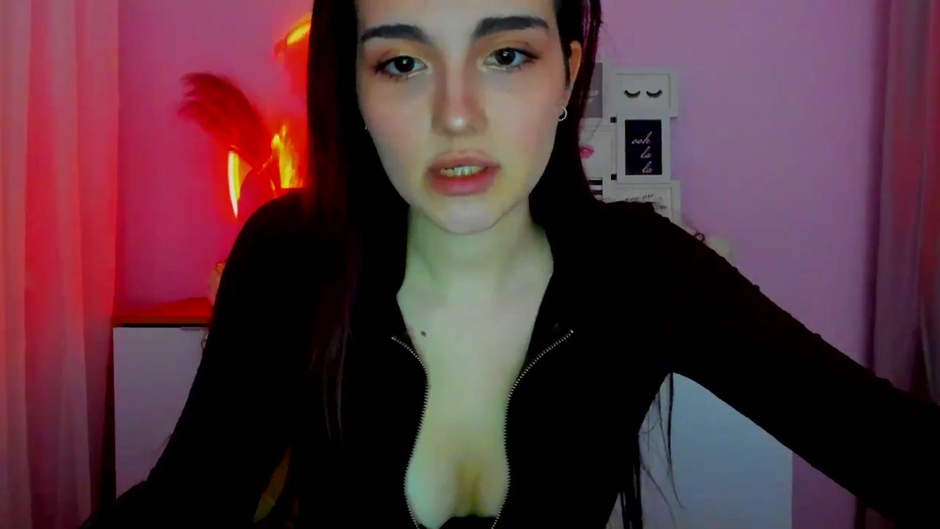 Gallery image thumbnail from JenyStone's myfreecams stream on, 03/17/2025, 16:23 image 2 of 20