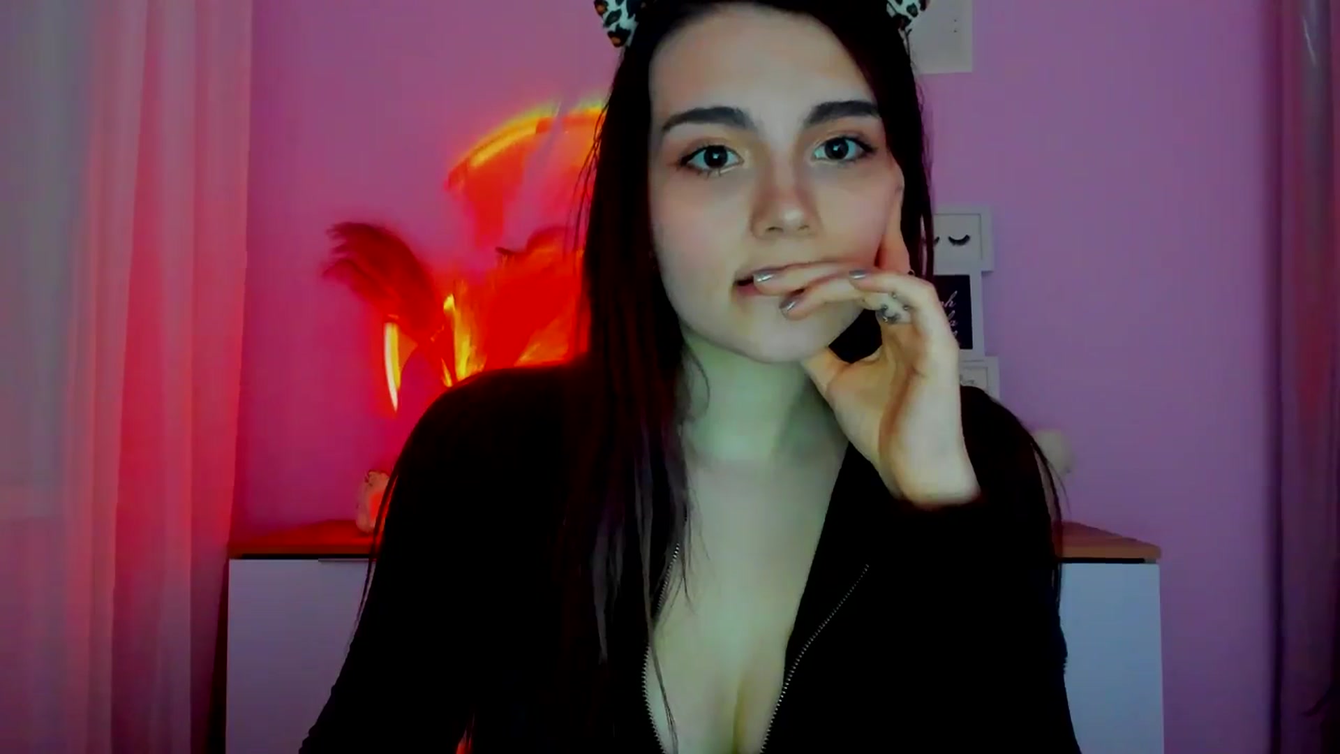 Gallery image thumbnail from JenyStone's myfreecams stream on, 03/17/2025, 17:28 image 11 of 20