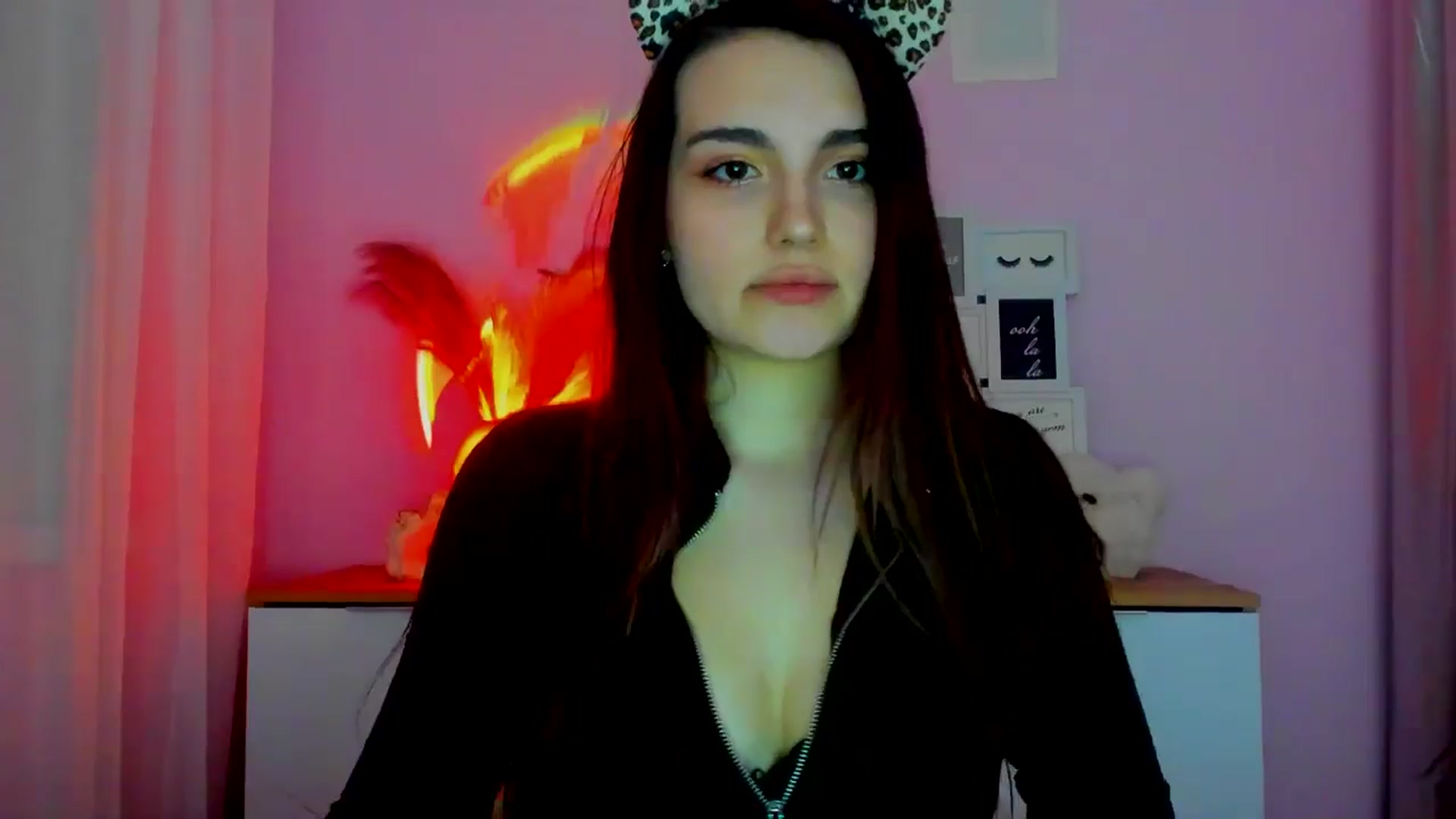 Gallery image thumbnail from JenyStone's myfreecams stream on, 03/17/2025, 17:28 image 8 of 20