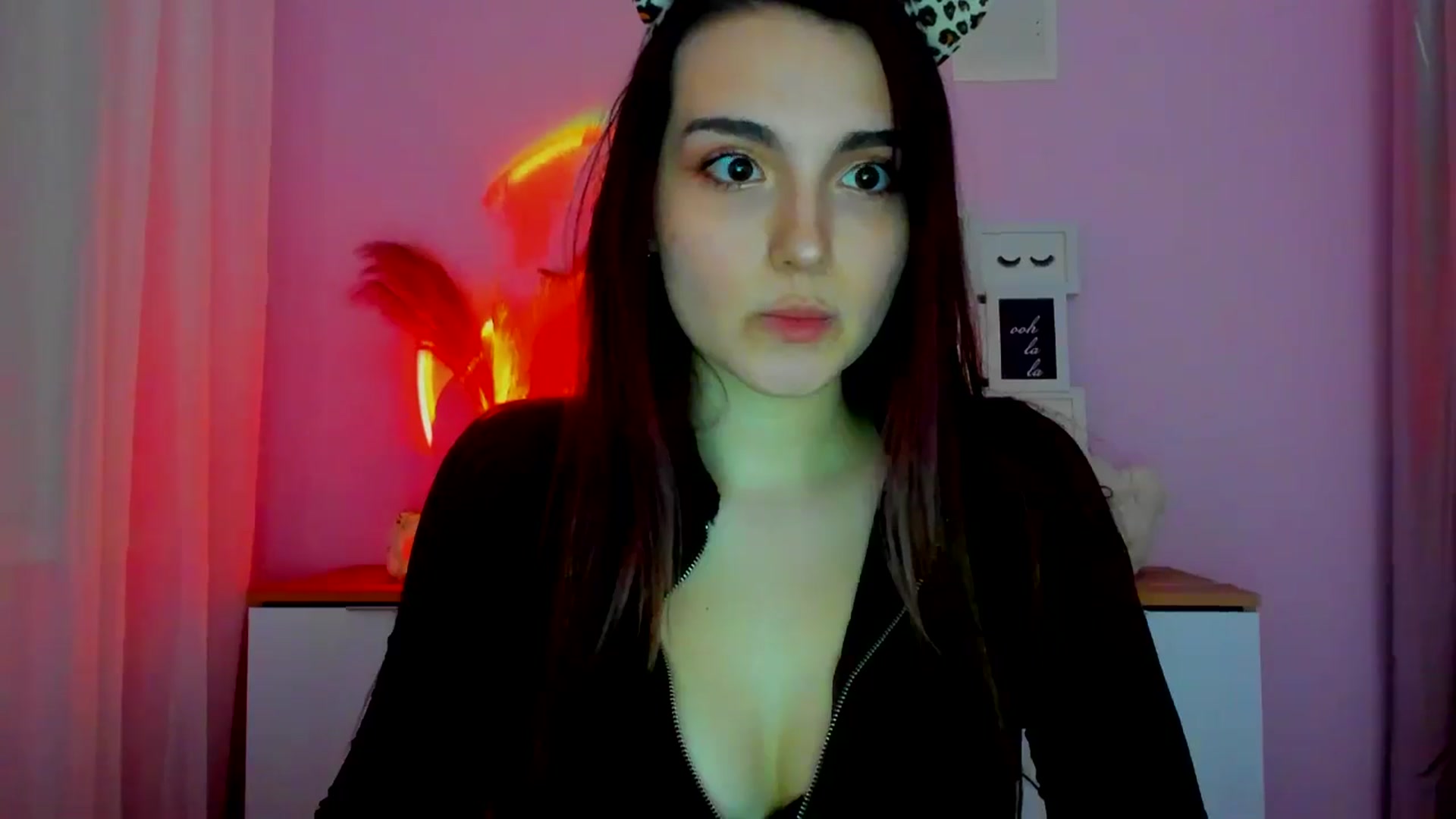 Gallery image thumbnail from JenyStone's myfreecams stream on, 03/17/2025, 17:28 image 9 of 20