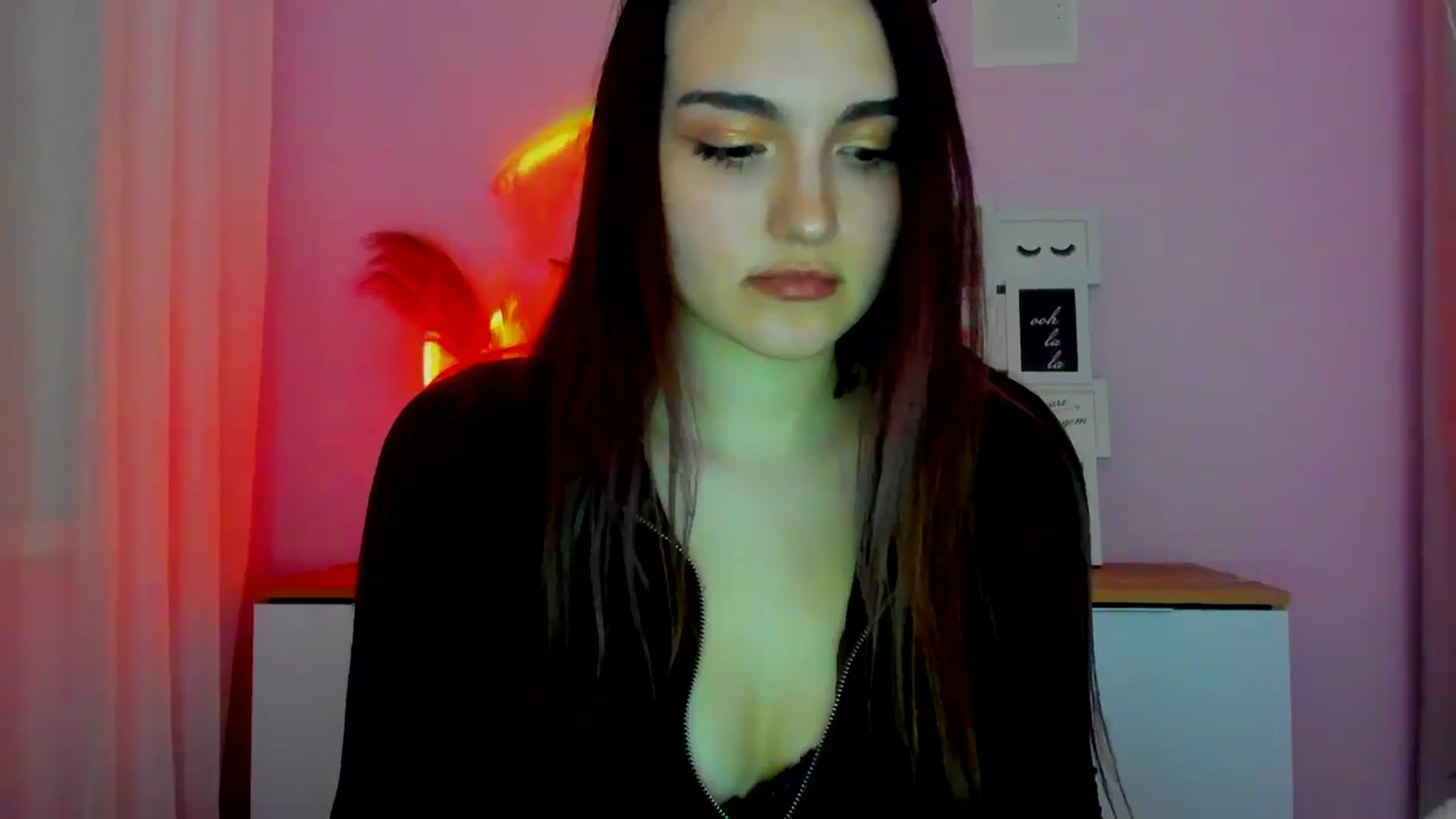 Gallery image thumbnail from JenyStone's myfreecams stream on, 03/17/2025, 18:06 image 20 of 20
