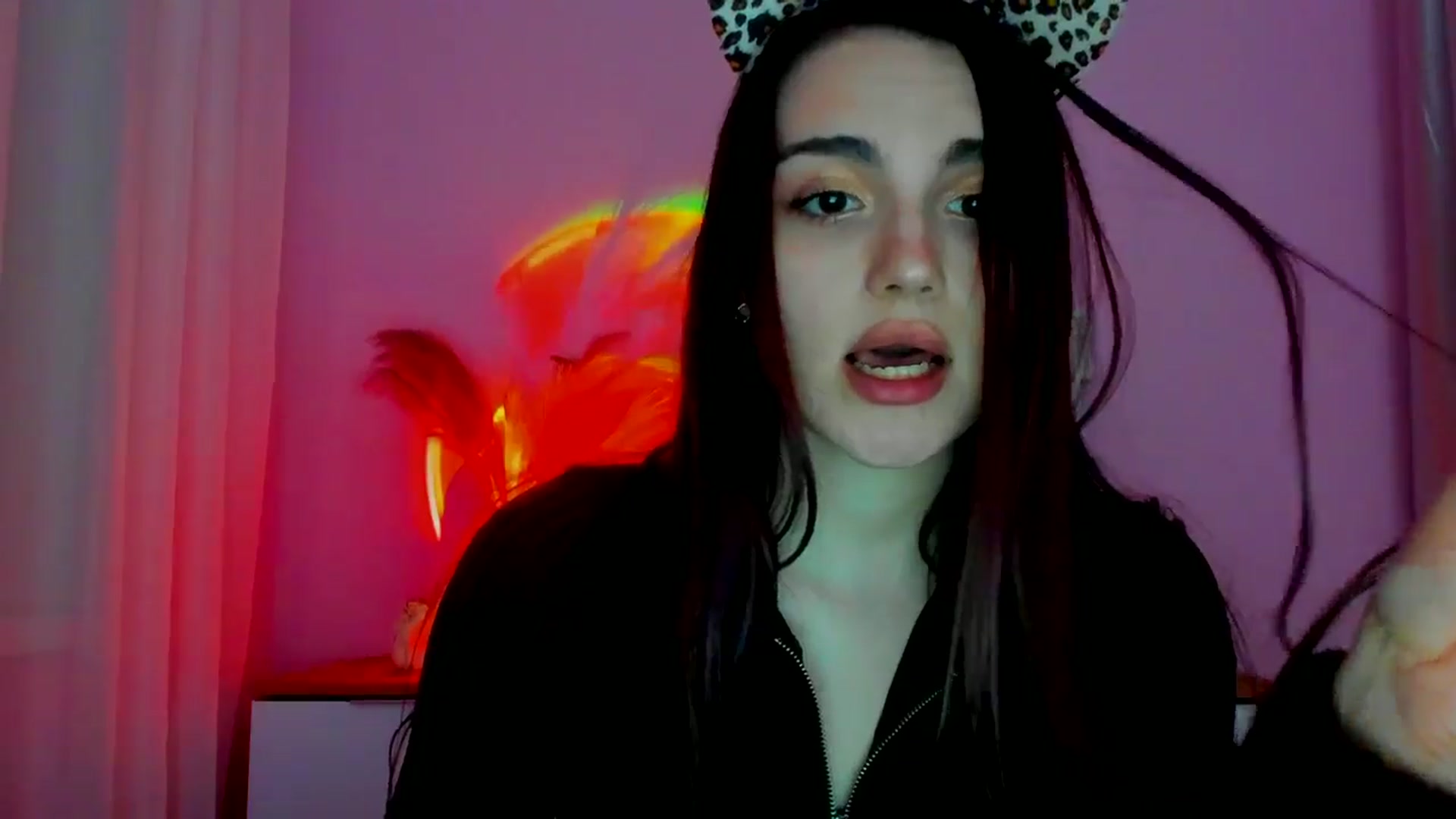 Gallery image thumbnail from JenyStone's myfreecams stream on, 03/17/2025, 18:06 image 5 of 20