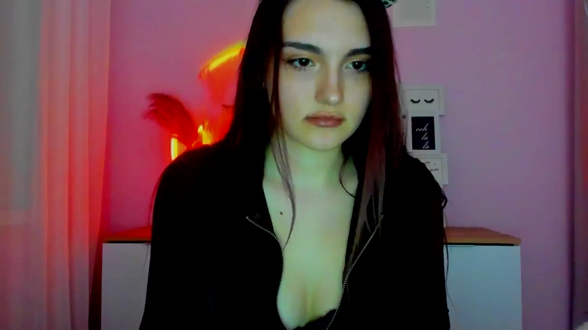 Gallery image thumbnail from JenyStone's myfreecams stream on, 03/17/2025, 18:06 image 17 of 20