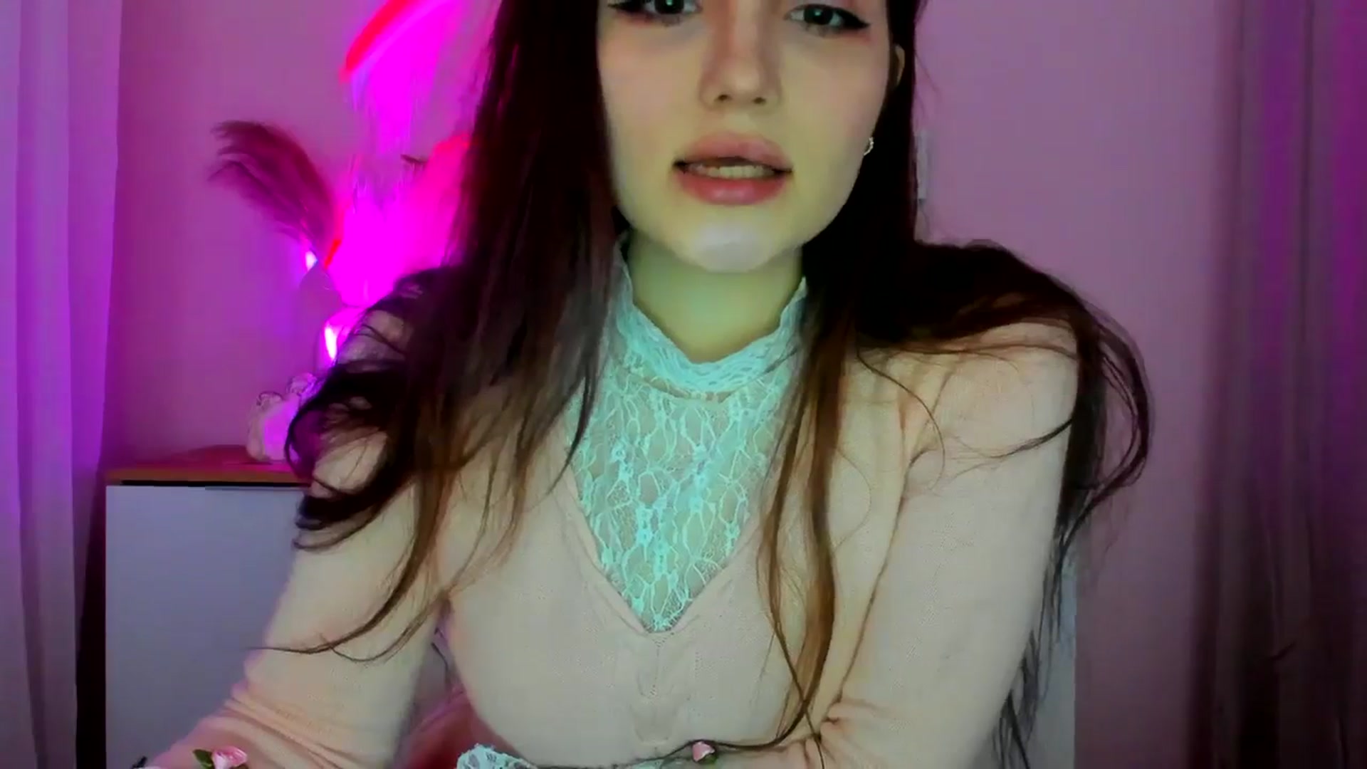 Gallery image thumbnail from JenyStone's myfreecams stream on, 03/18/2025, 11:48 image 14 of 20