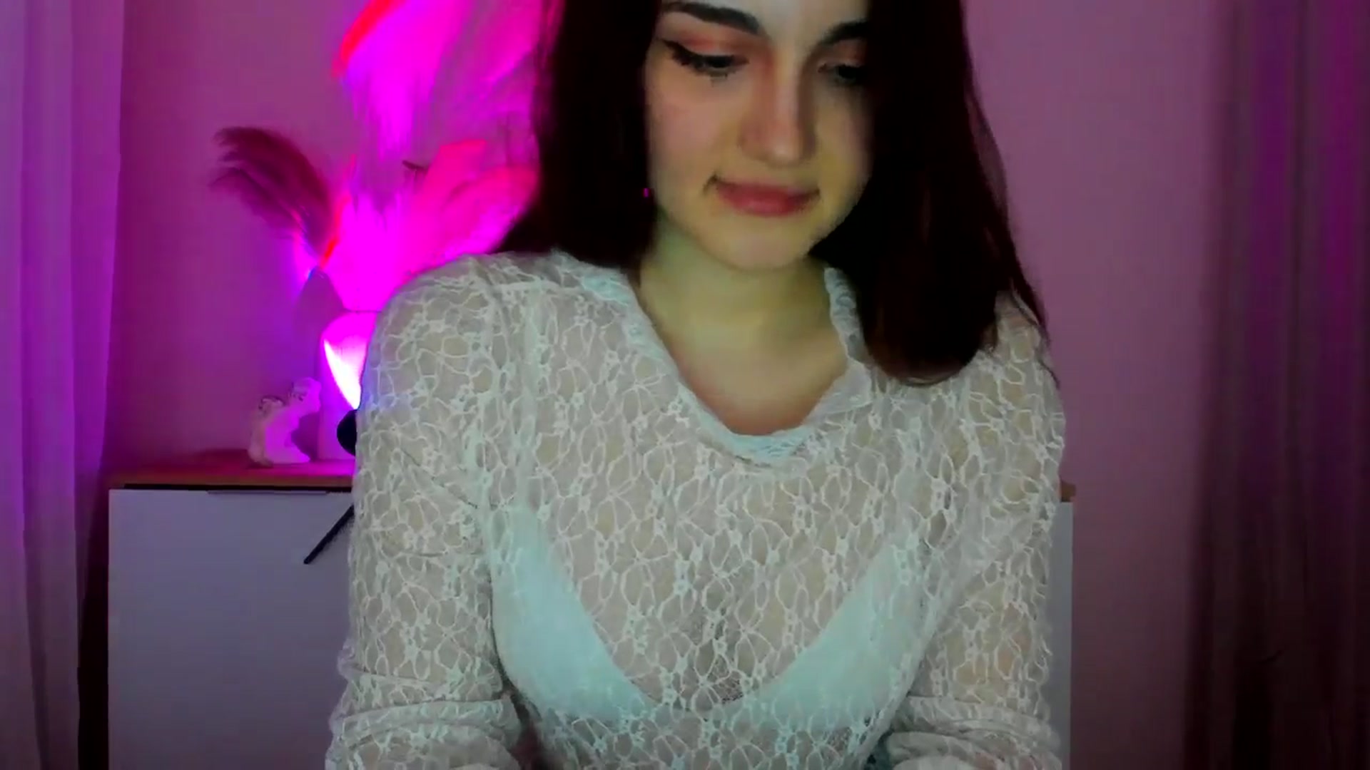 Gallery image thumbnail from JenyStone's myfreecams stream on, 03/18/2025, 13:10 image 10 of 20