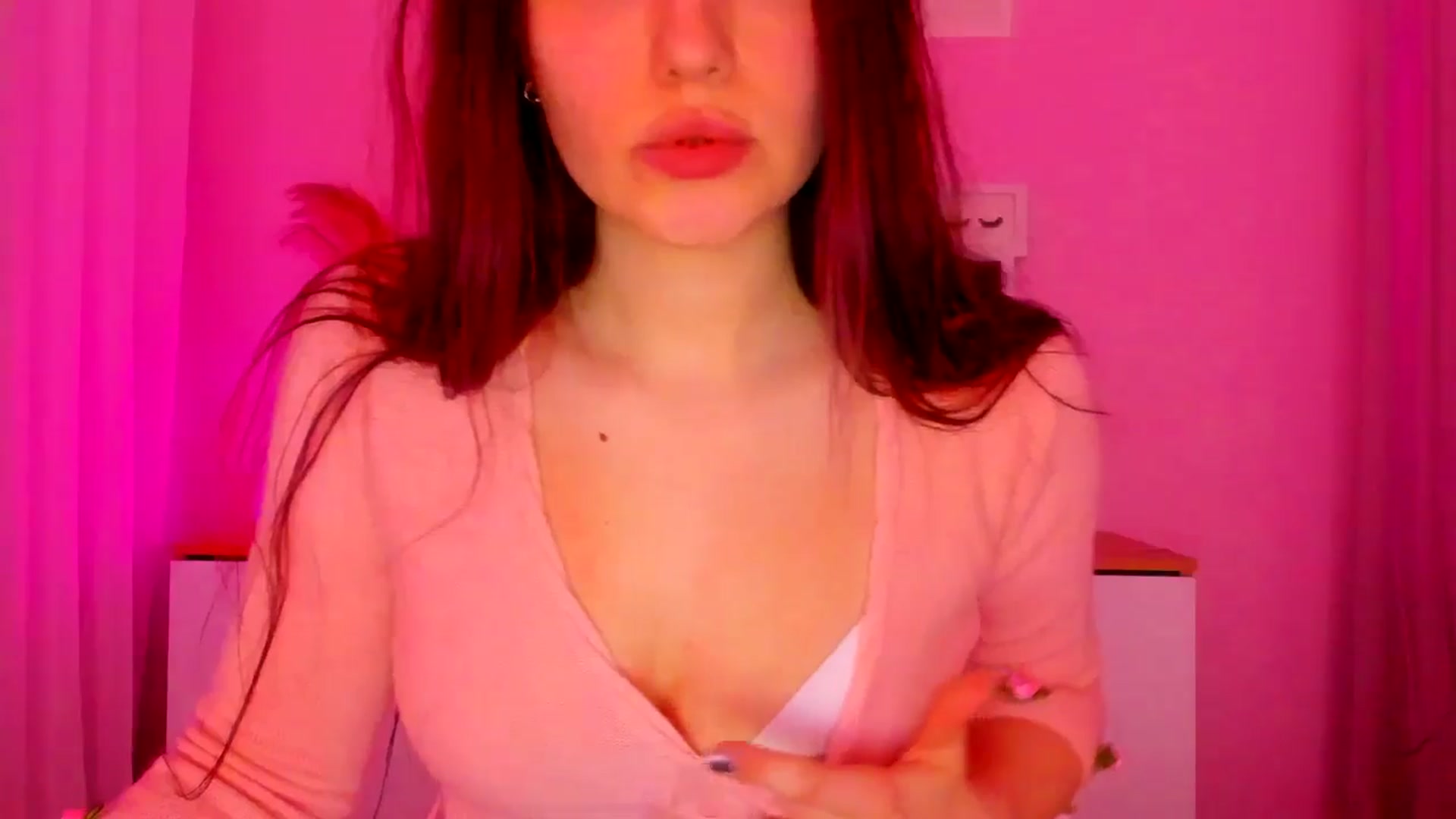 Gallery image thumbnail from JenyStone's myfreecams stream on, 03/18/2025, 14:53 image 20 of 20