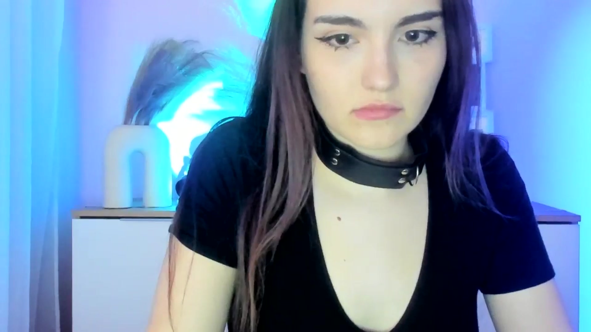 Gallery image thumbnail from JenyStone's myfreecams stream on, 03/20/2025, 17:10 image 5 of 20