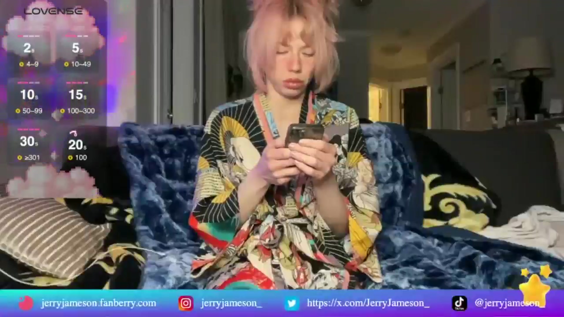 Gallery image thumbnail from JerryJameson_'s myfreecams stream on, 03/04/2025, 04:35 image 18 of 20